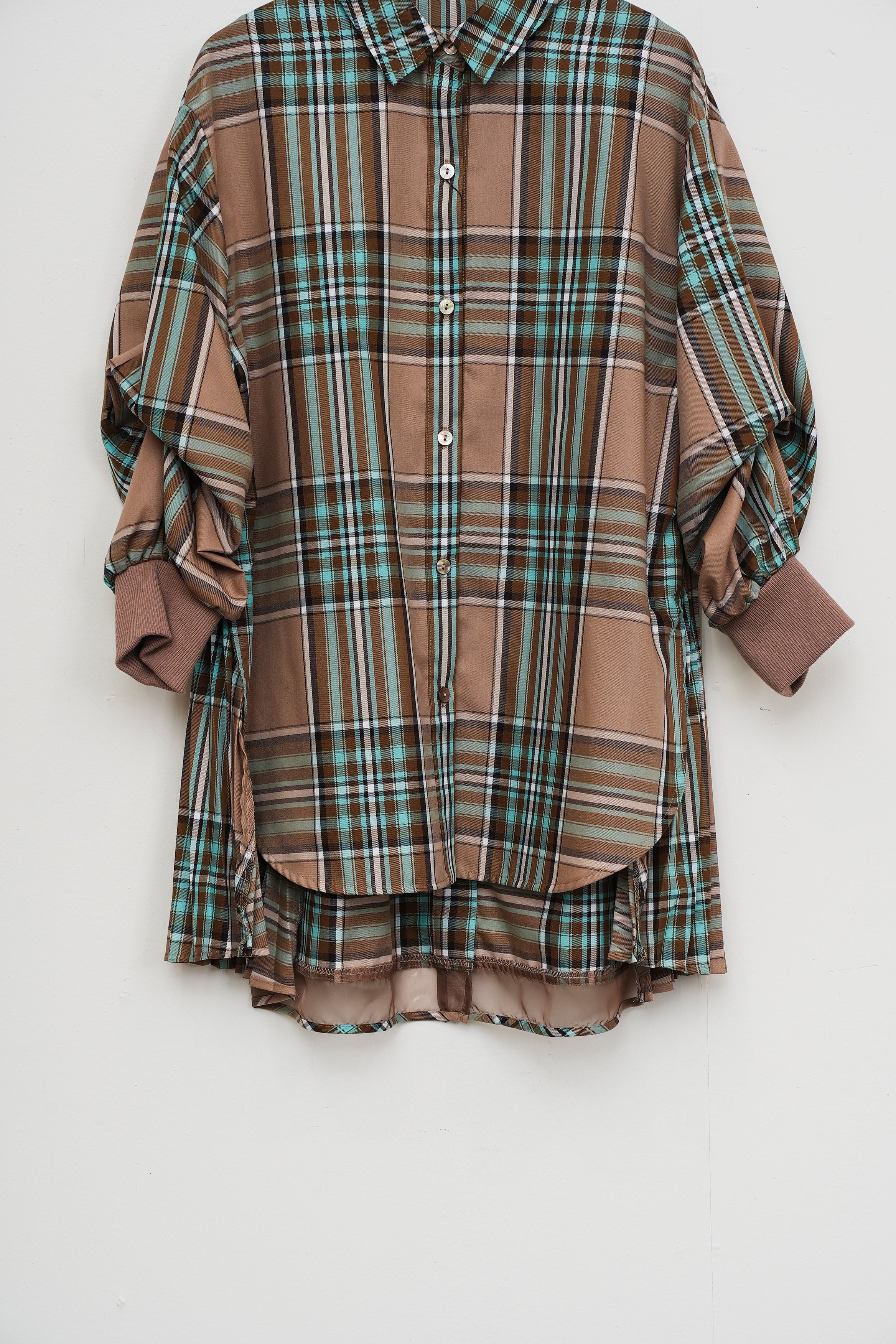 【Lallia Mù】サイドプリーツチェックシャツ_251018008615