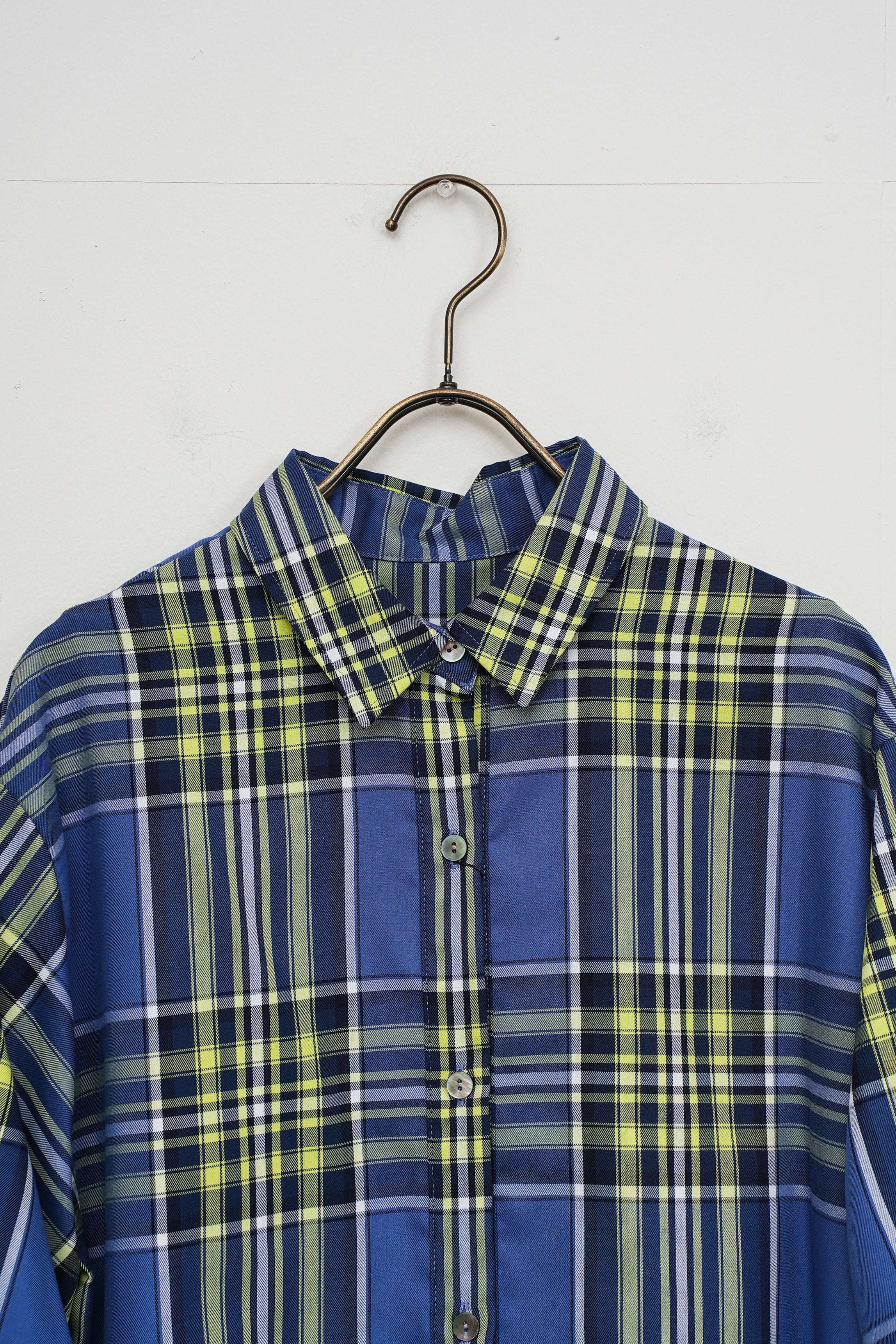 【Lallia Mù】サイドプリーツチェックシャツ_251018008615