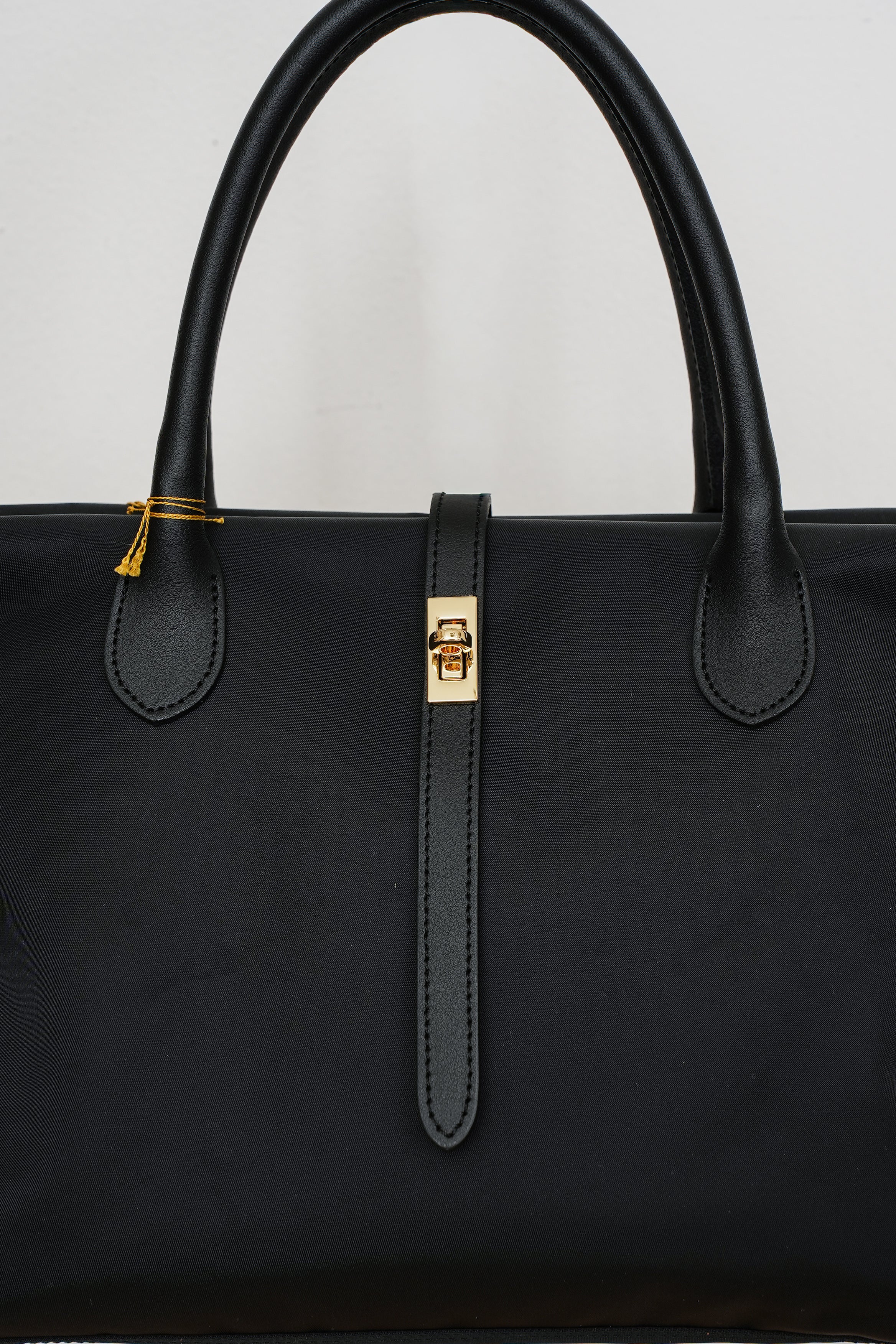 【VIOLAd'ORO】BIANCA ターンロック付き ナイロントートバッグ