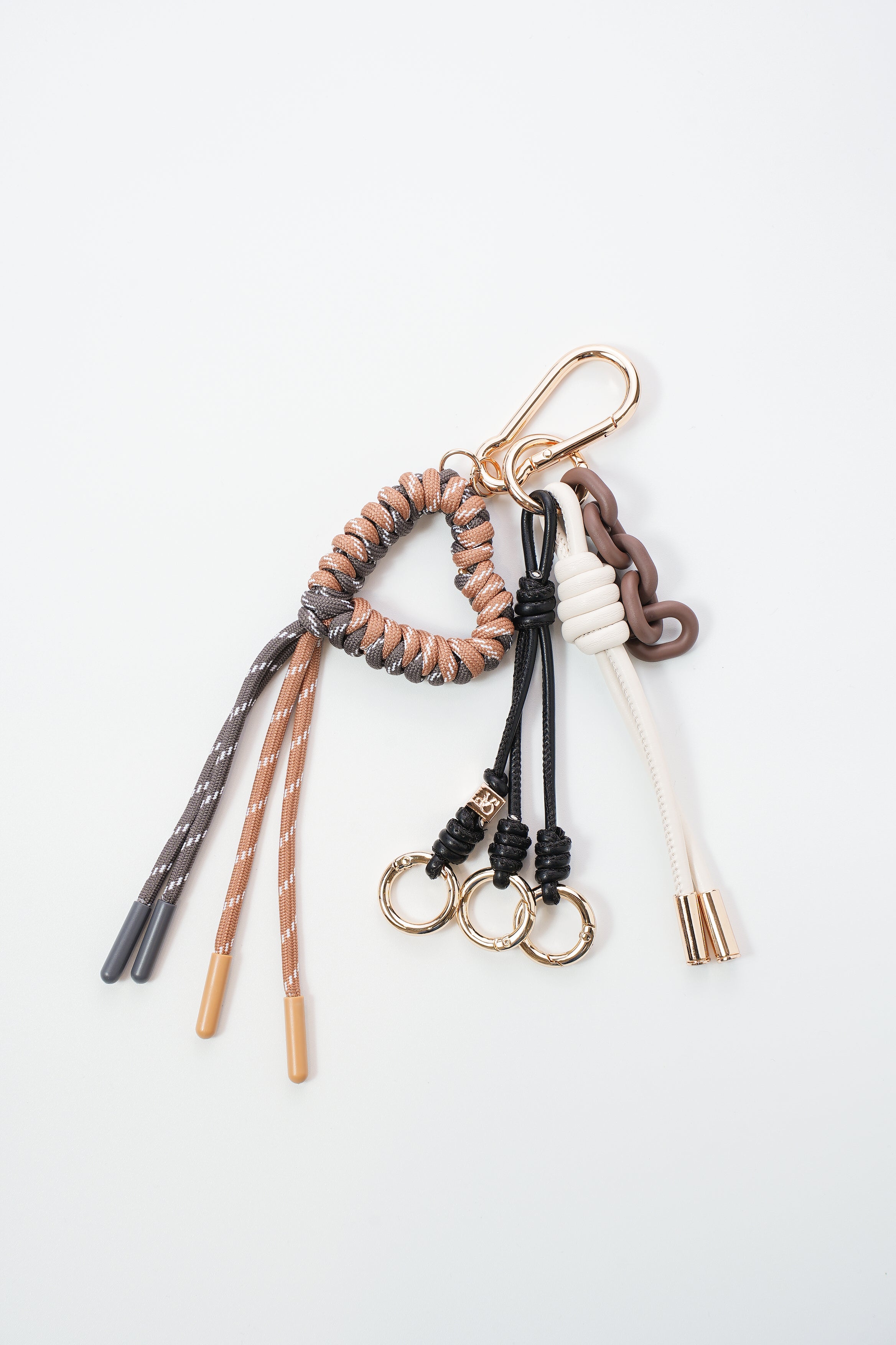 【VIOLAd'ORO】BIANCA パラコードハート バッグチャーム _251222002599