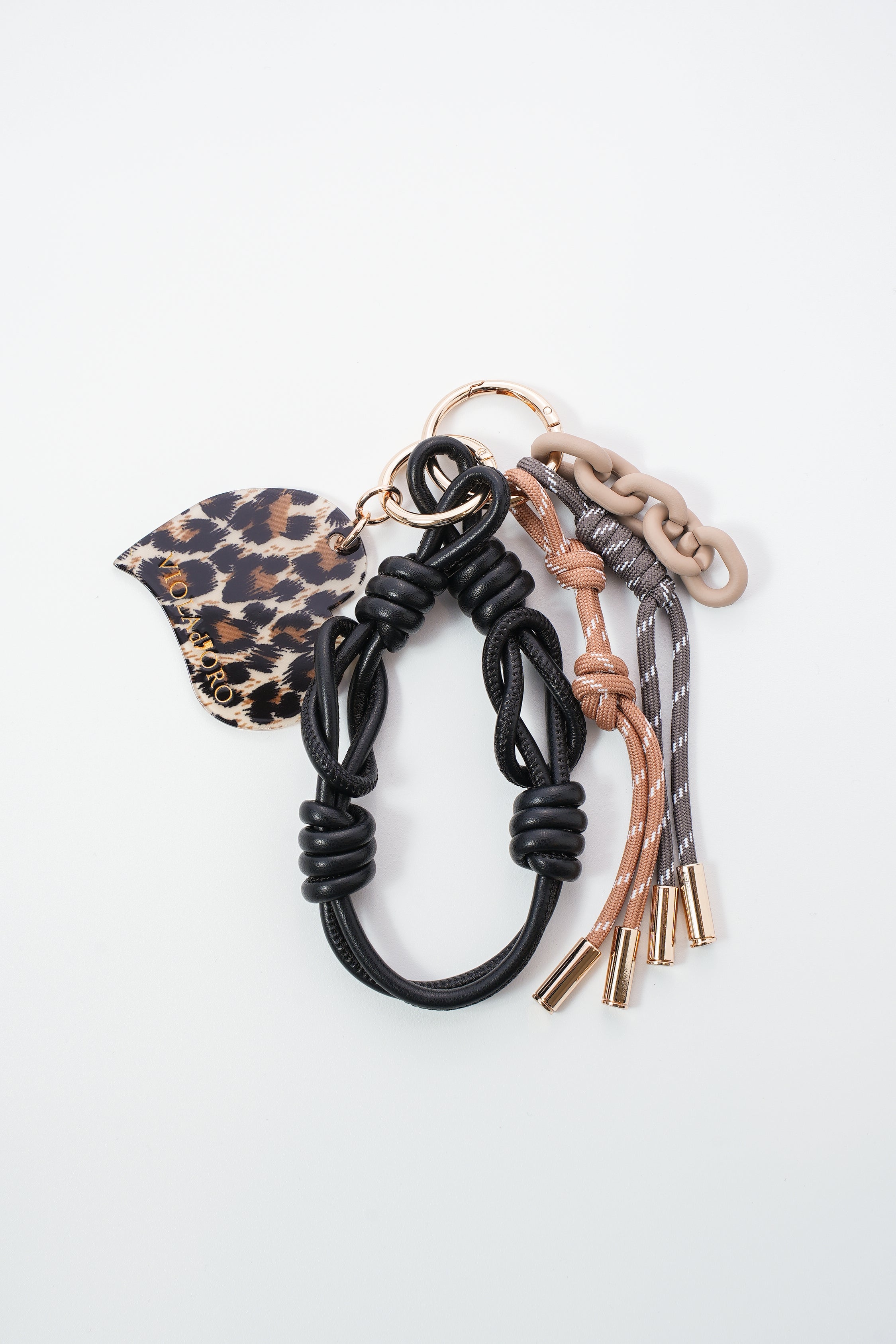 【VIOLAd'ORO】BIANCA アクリルxコード バッグチャーム _251112000703