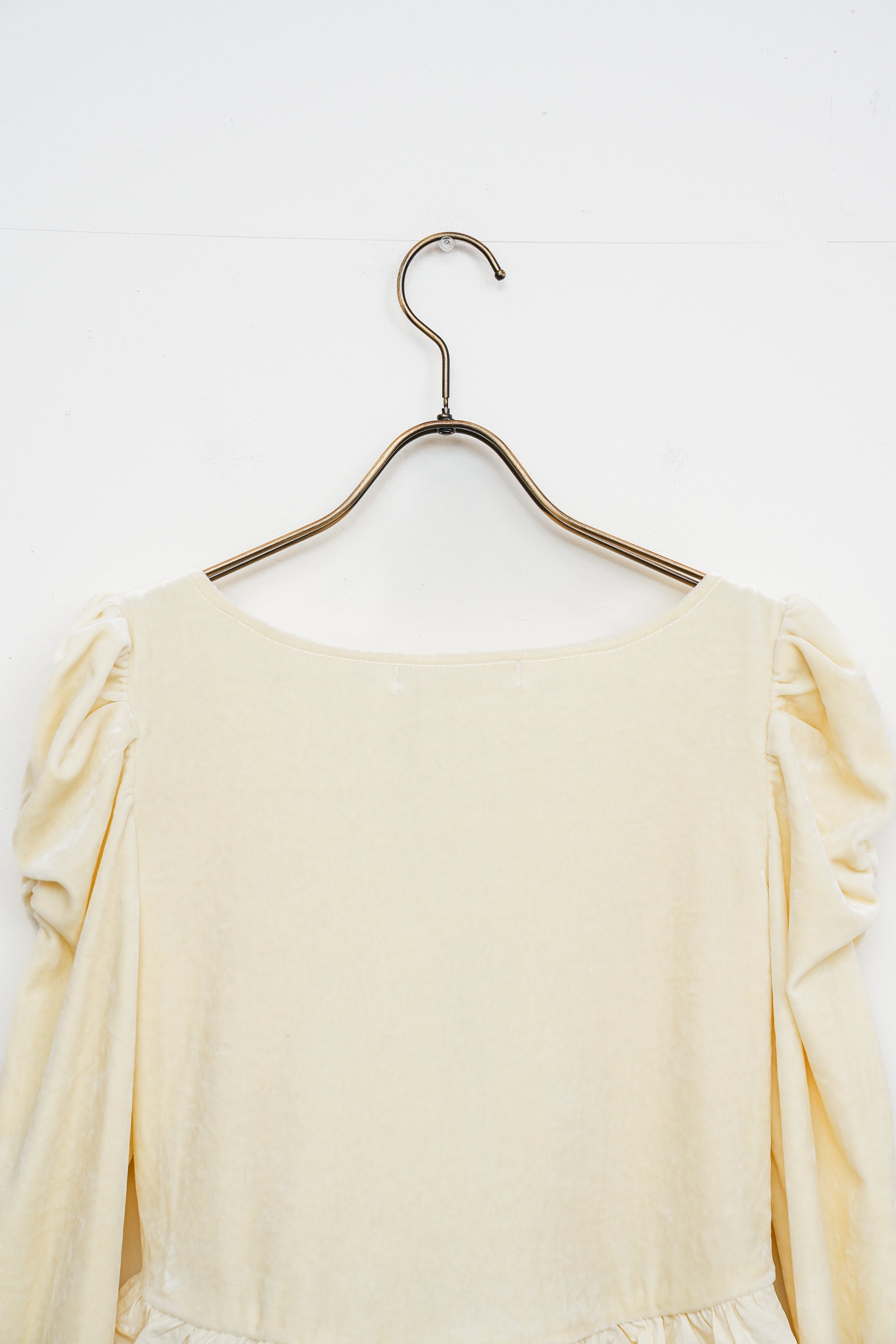 【COCO DEAL】ベロアドッキングバルーントップス_251217002402