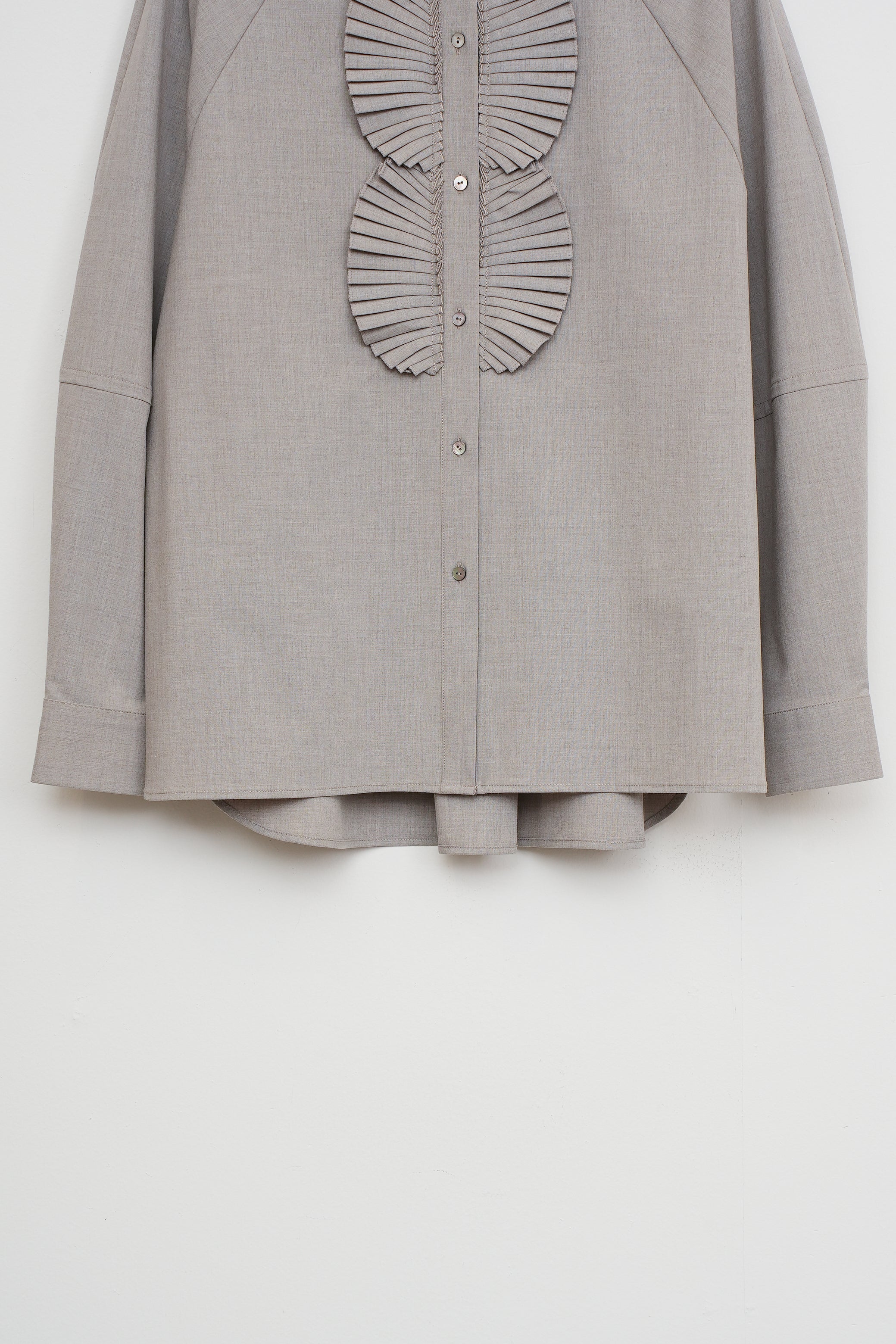 【SOI-MeME】プリーツジャボブラウス_250830004607