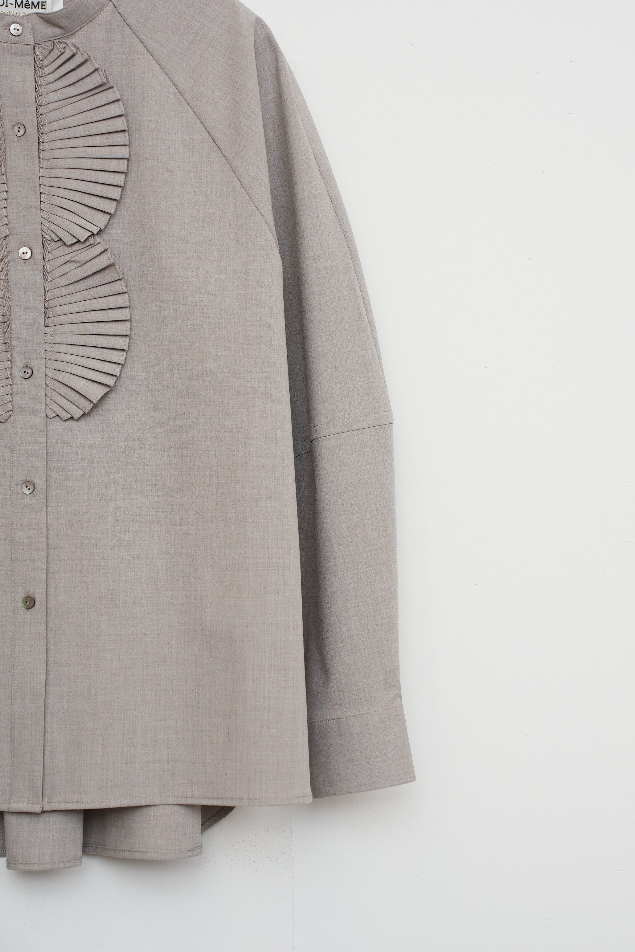 【SOI-MeME】プリーツジャボブラウス_250830004607