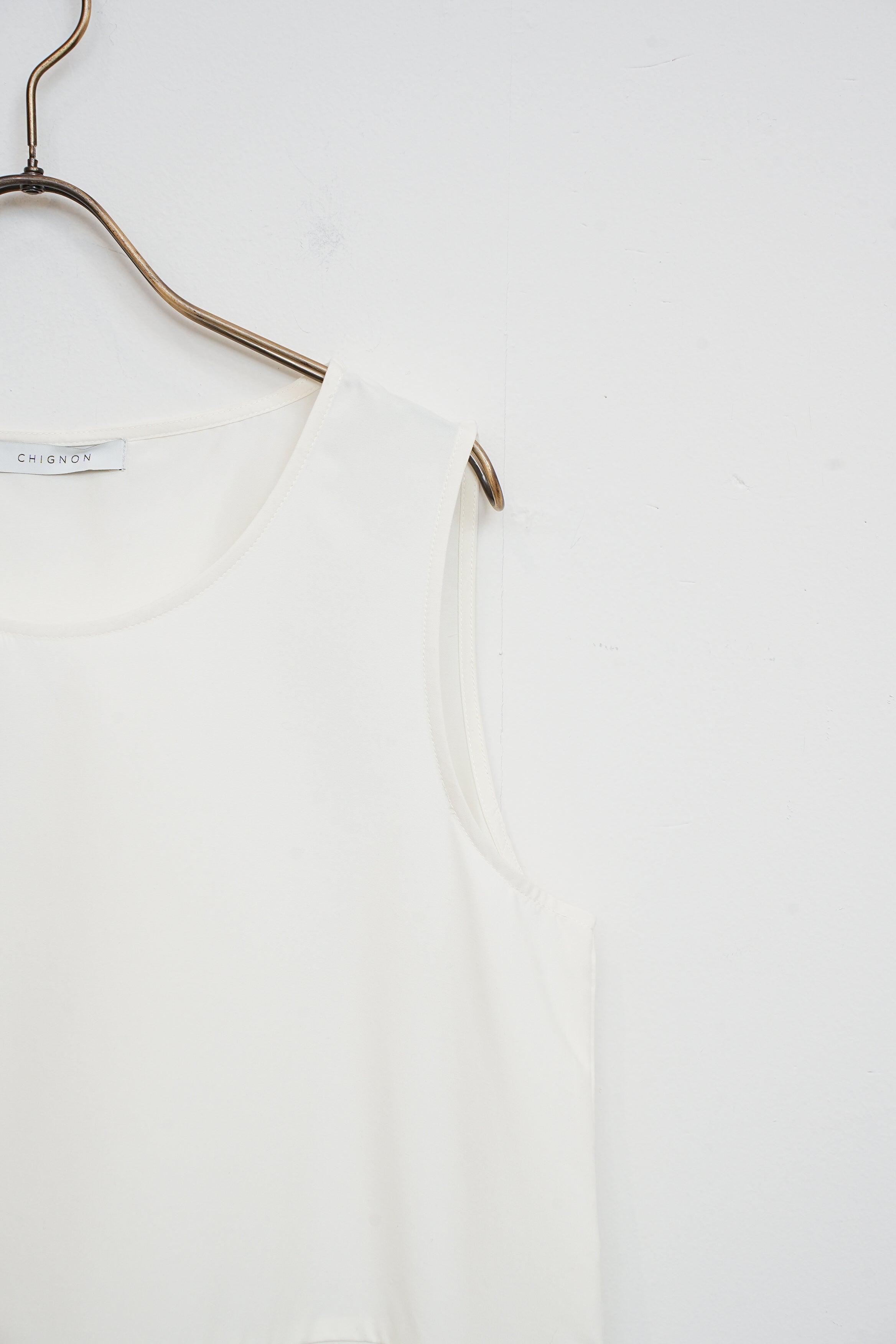 #17内藤唯選手着用【CHIGNON】ヘムレースサテンタンク_260213004809