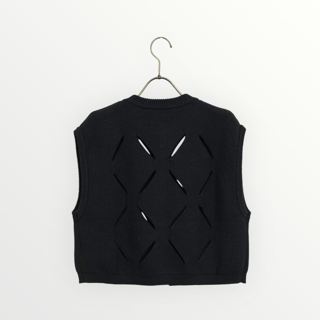 【YENN】CUT OUT PATTERN VEST_260203004055