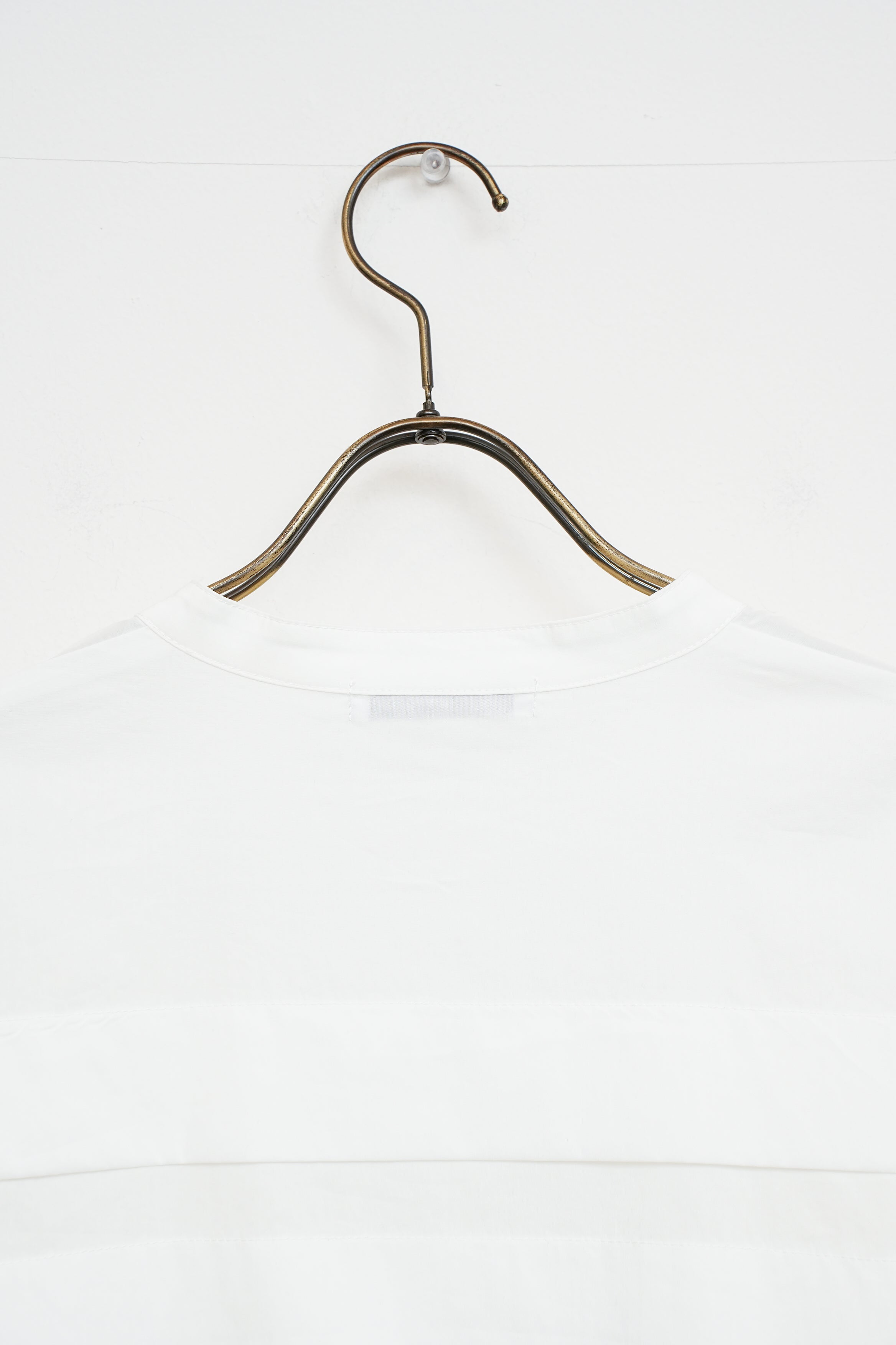 【CHIGNON】ピンタックフレア長袖ブラウス_251213002201