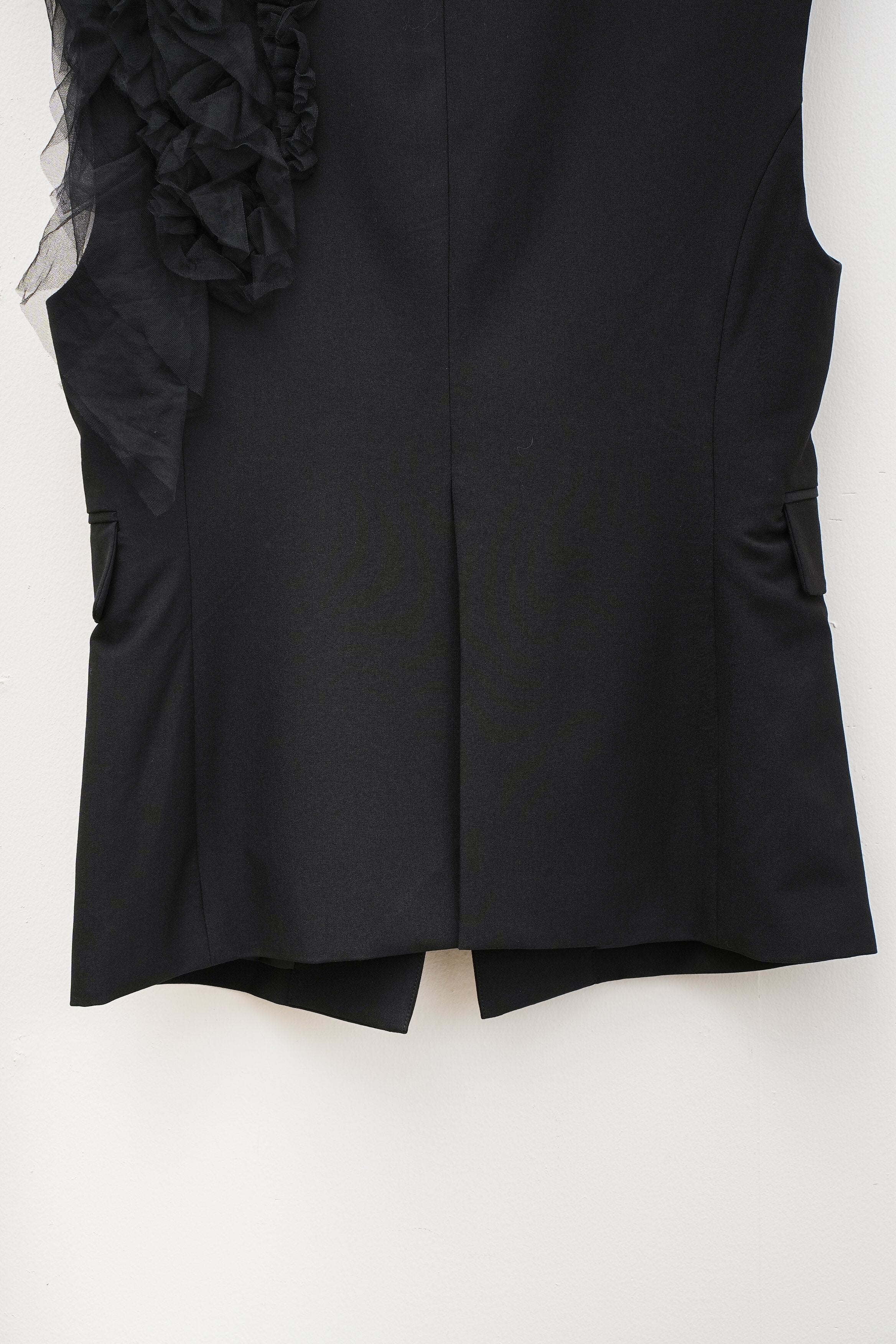 【Mewl】チュールフリルベスト_250809003689