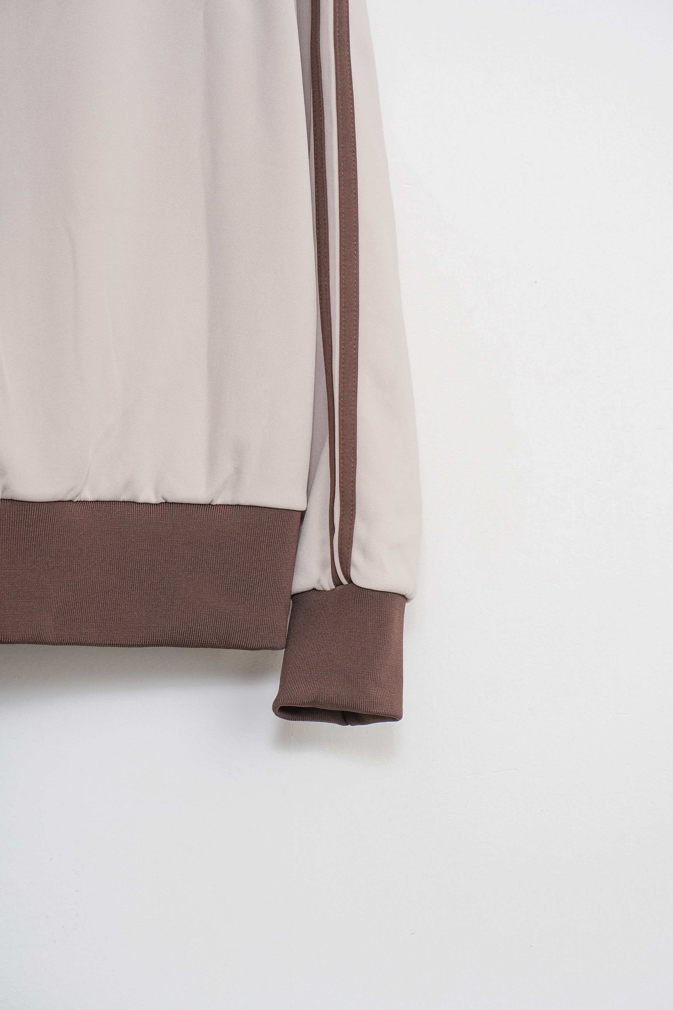 トラックジャケット_241009004942