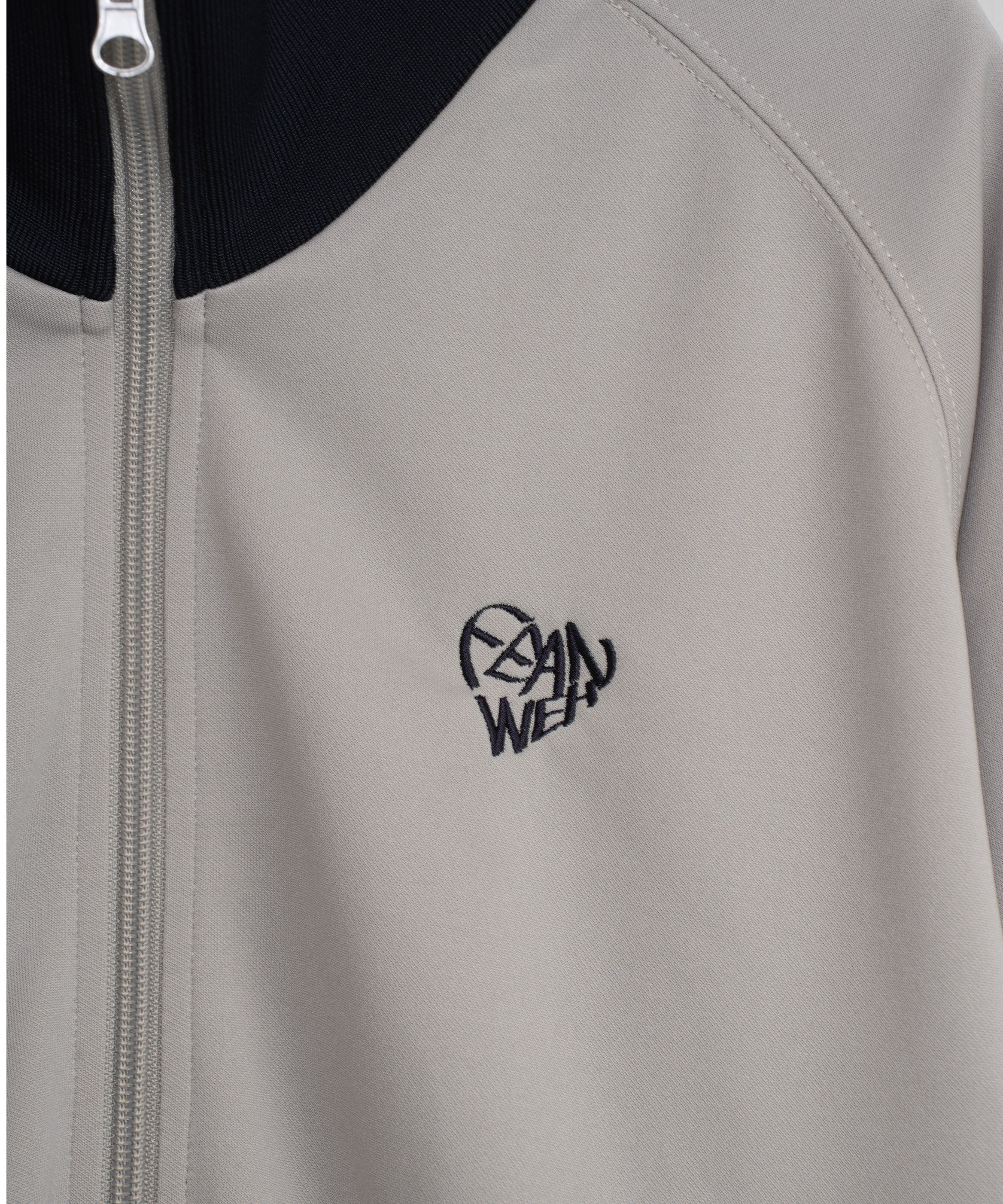 トラックジャケット_241009004942