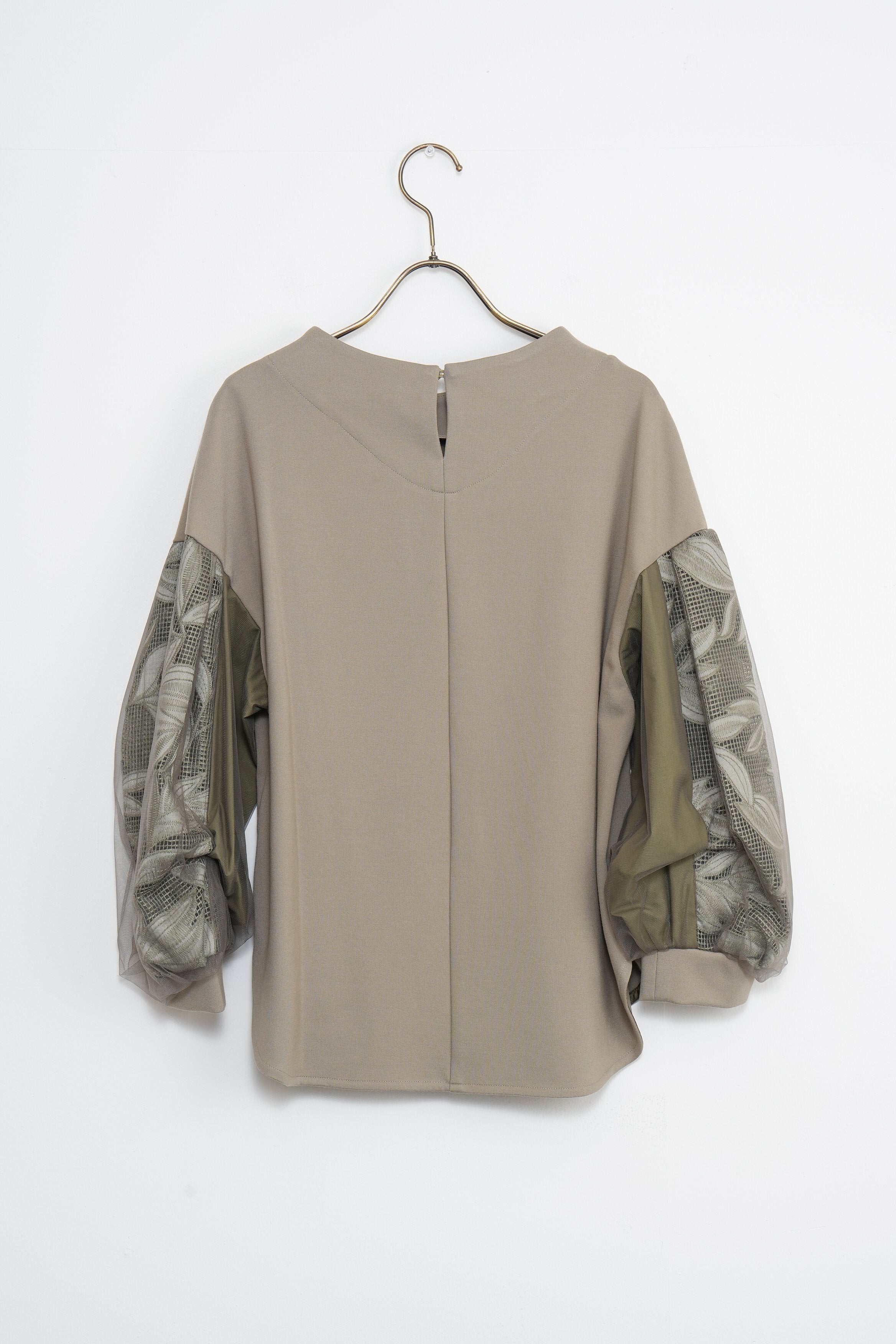 【Lallia Mù】ボタニカルレーススリーブプルオーバー_240725009693