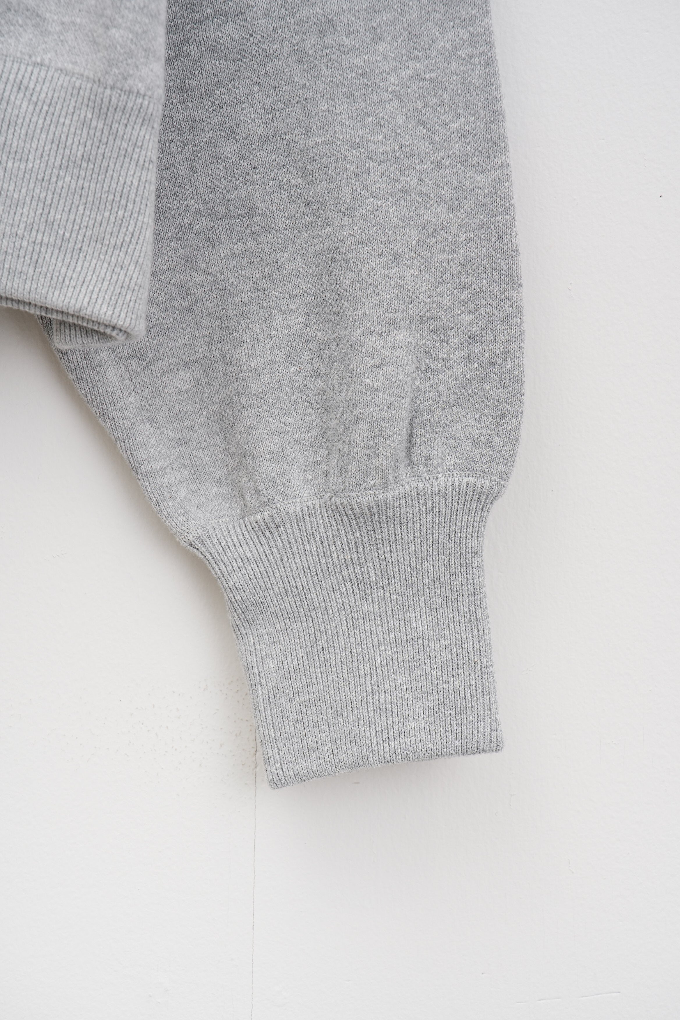 【COCO DEAL】CLUBロゴ刺繍スウェットライクニット_250124001208