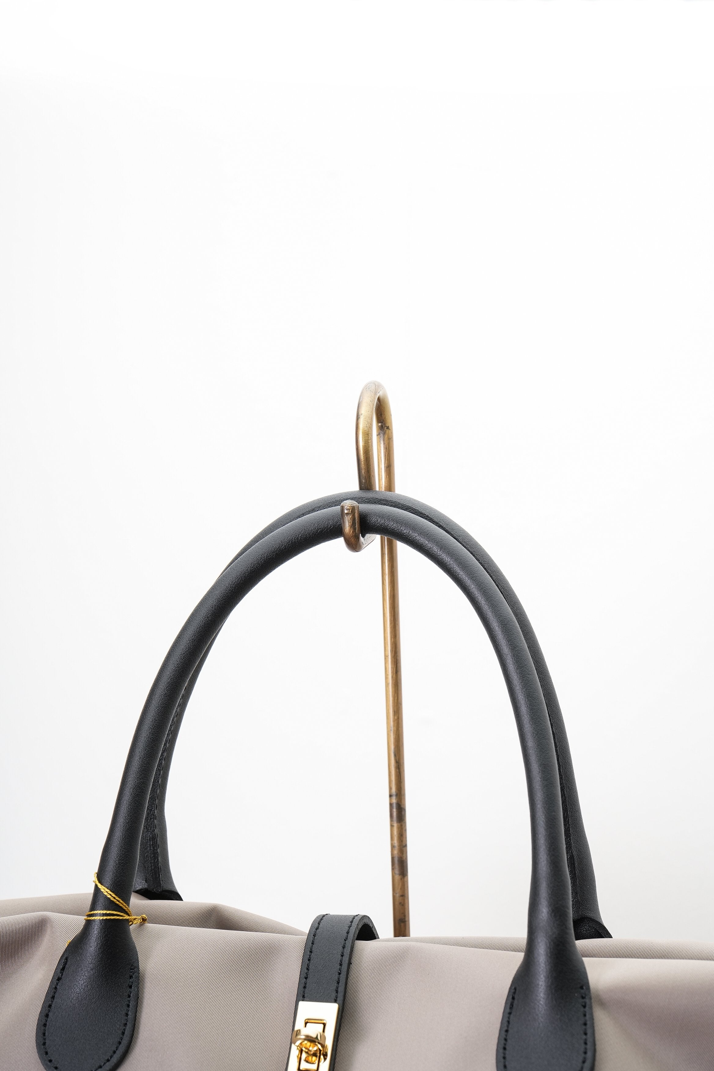 【VIOLAd'ORO】ターンロック付きナイロントートバッグ_250614000193