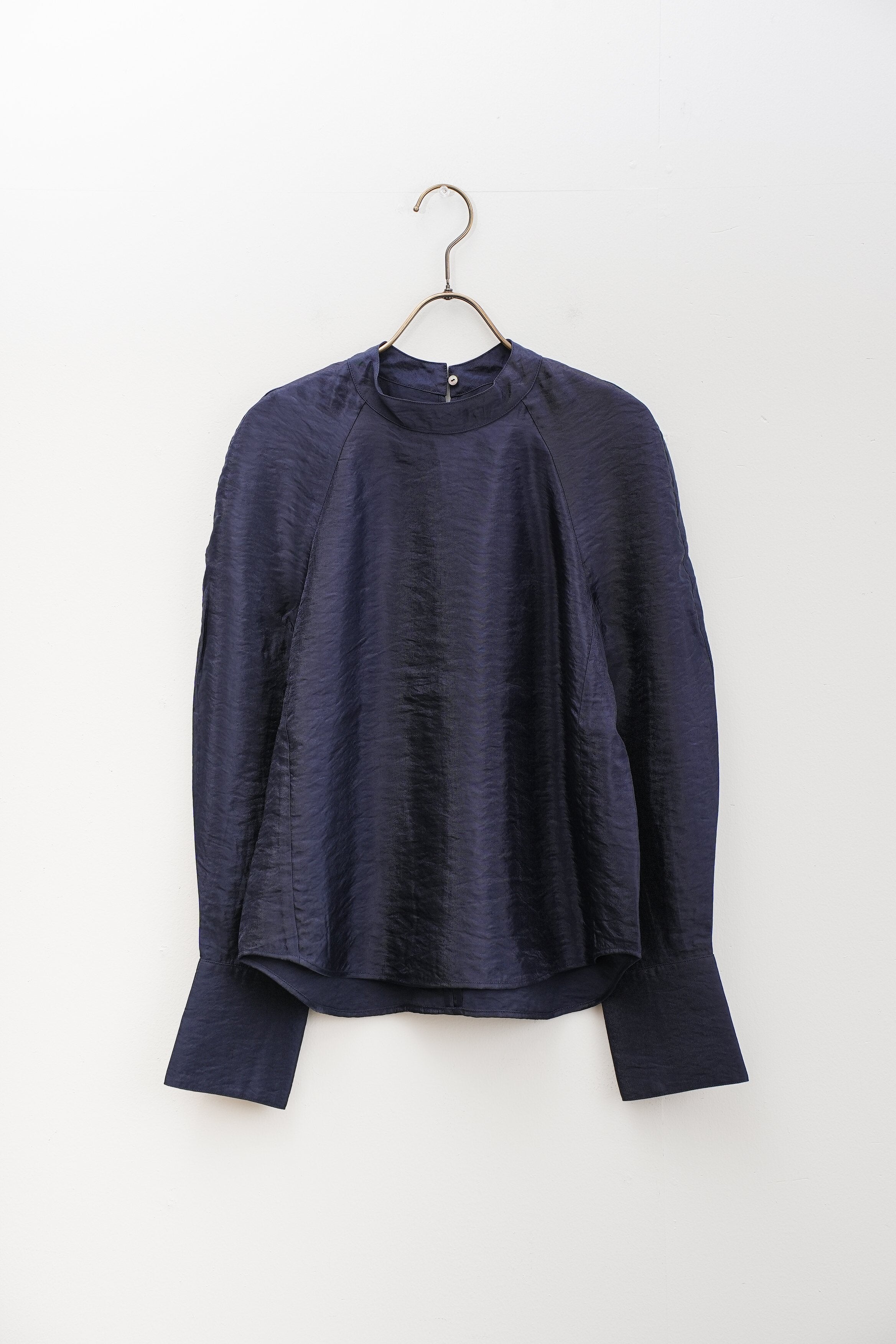 【MARILYN MOON】ビスコースサテンラグランブラウス_250811003767