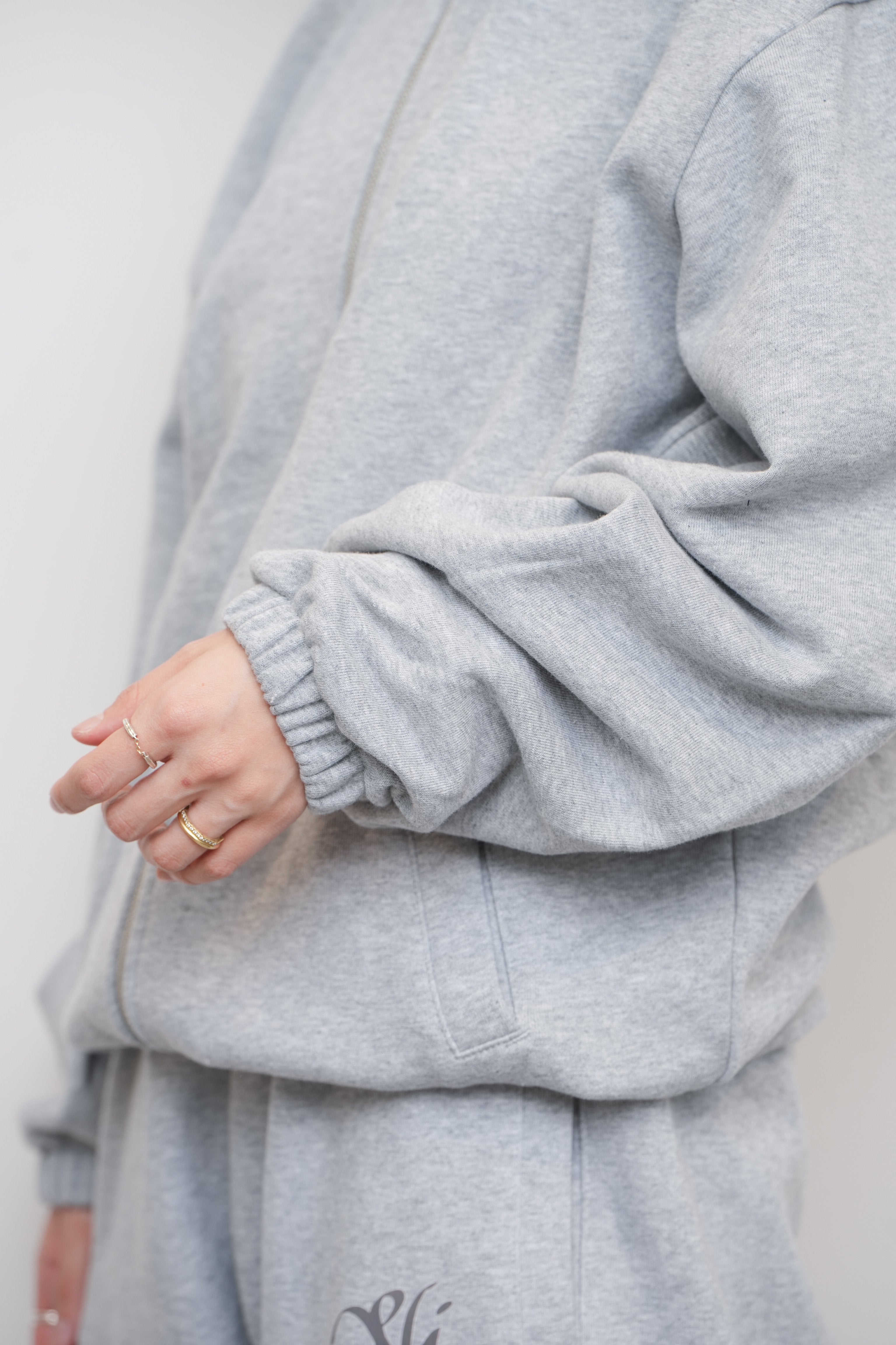 フルジップパーカー_240222007791