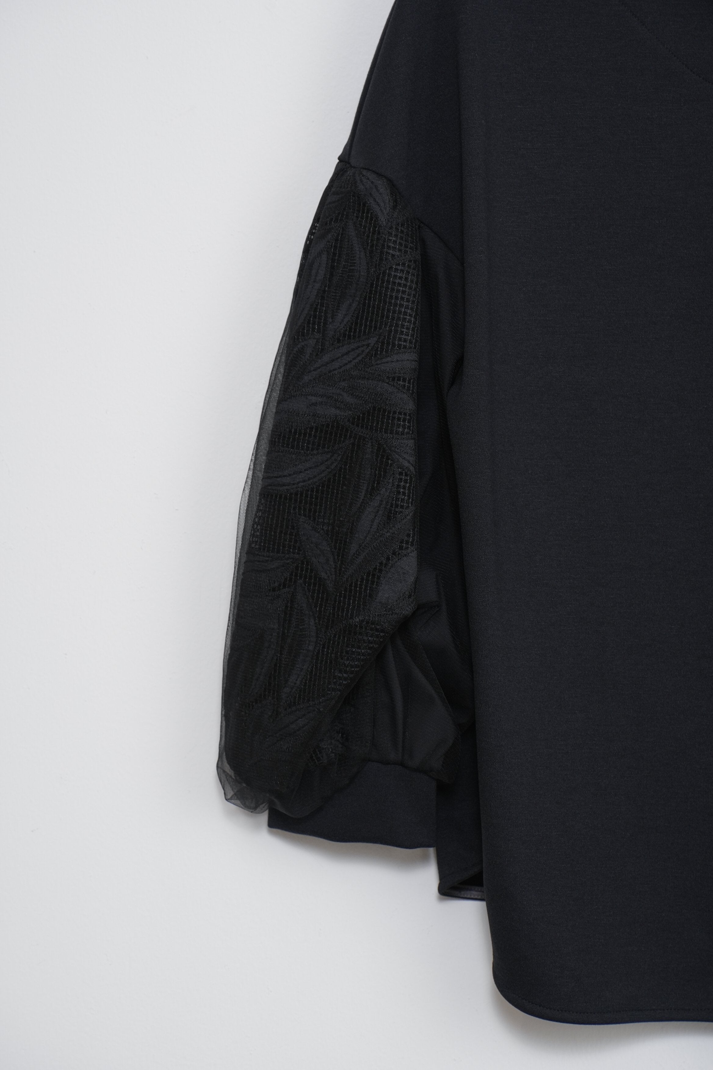 【Lallia Mù】ボタニカルレーススリーブプルオーバー_240725009693