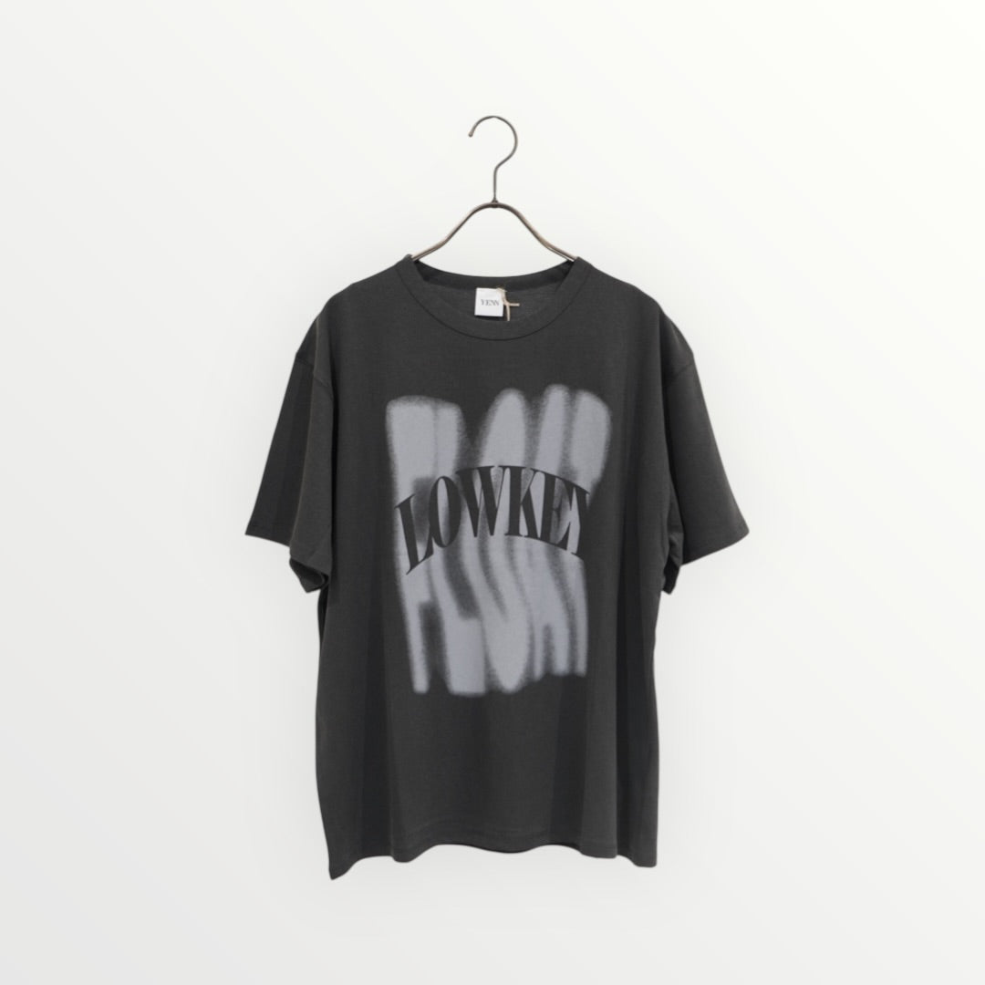 【YENN】LOWKEY PRINT TEE_260203004044