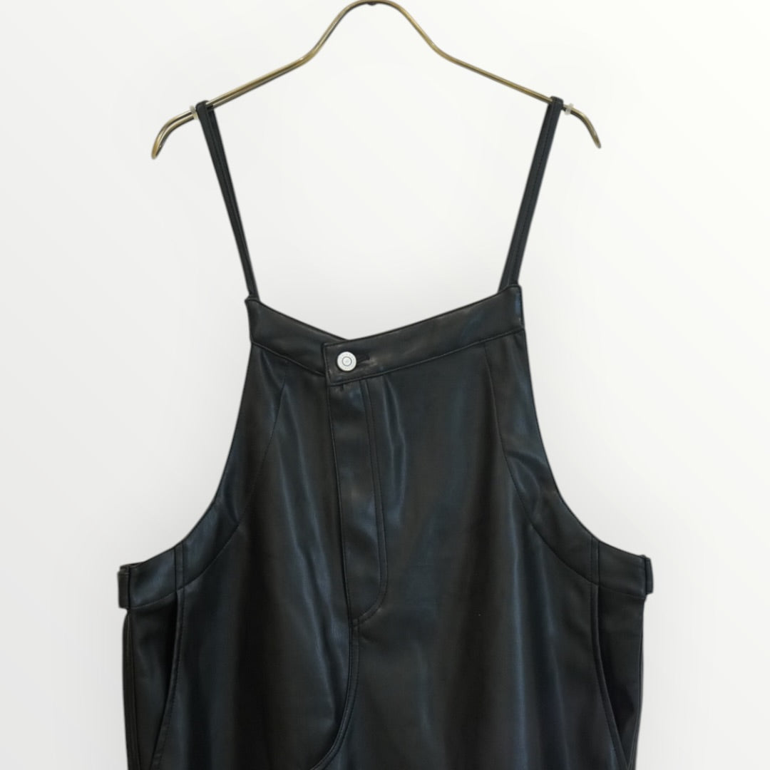 【CHIGNON】フェイクレザーストラップドレス_260826006501