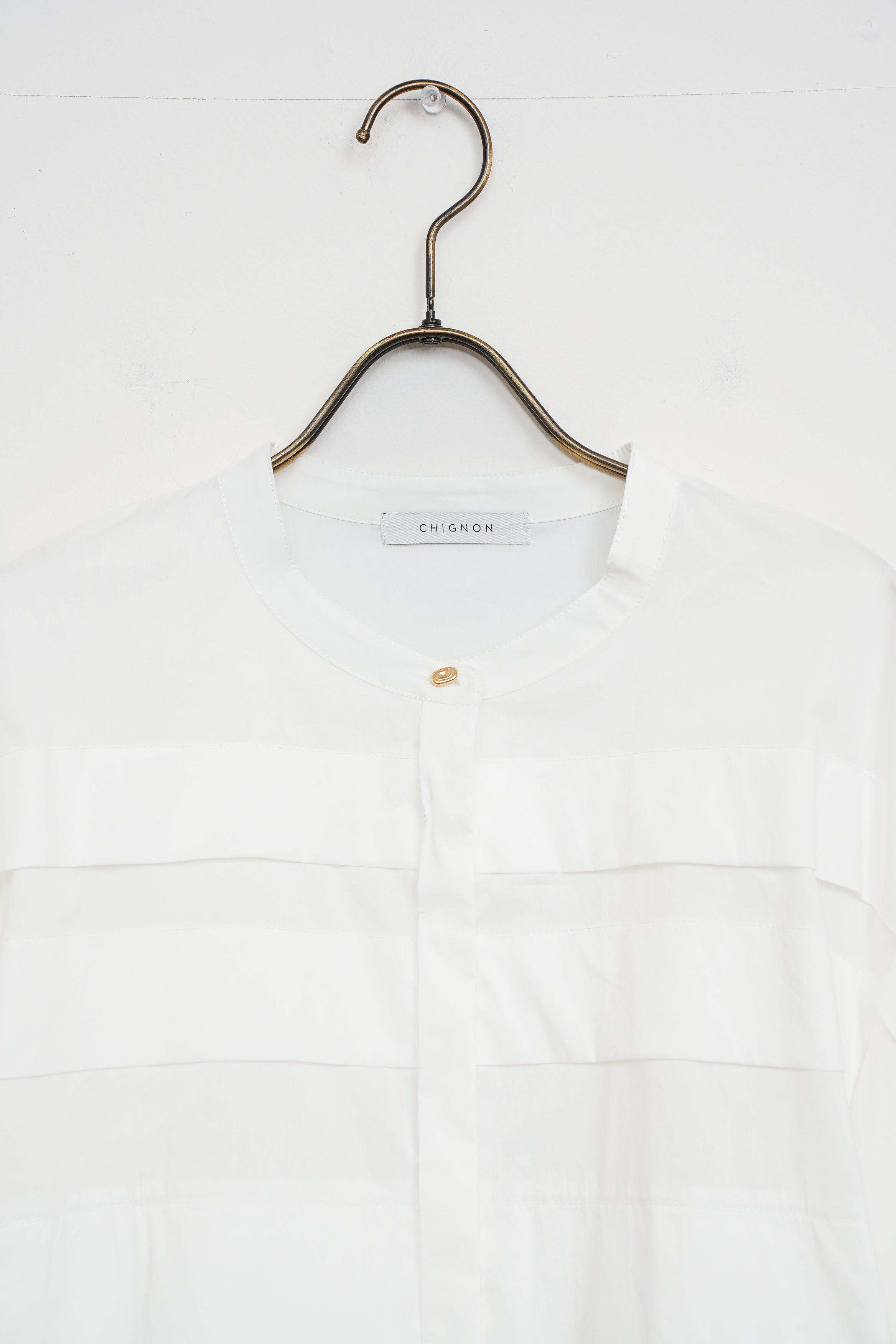 【CHIGNON】ピンタックフレア長袖ブラウス_251213002201