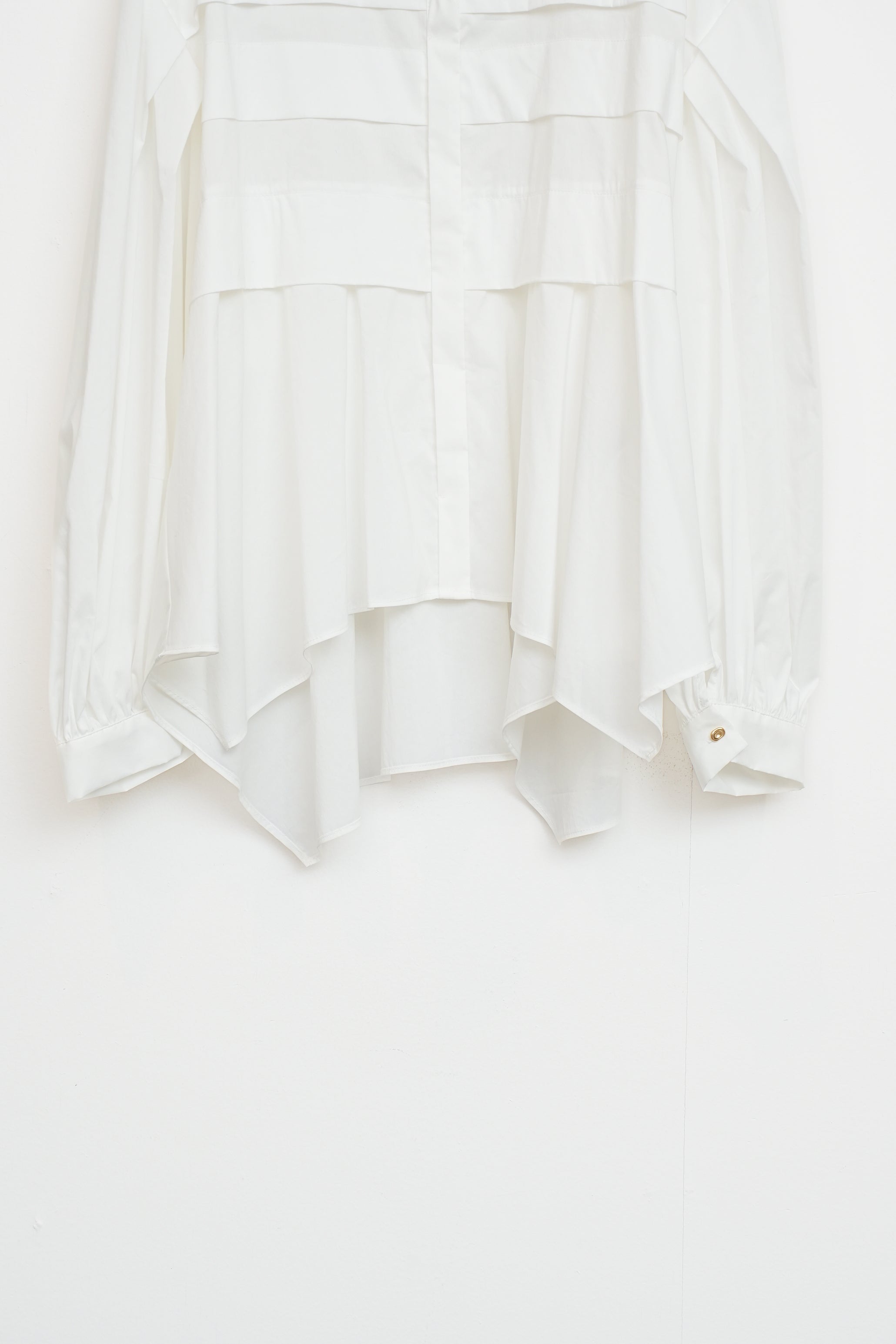 【CHIGNON】ピンタックフレア長袖ブラウス_251213002201