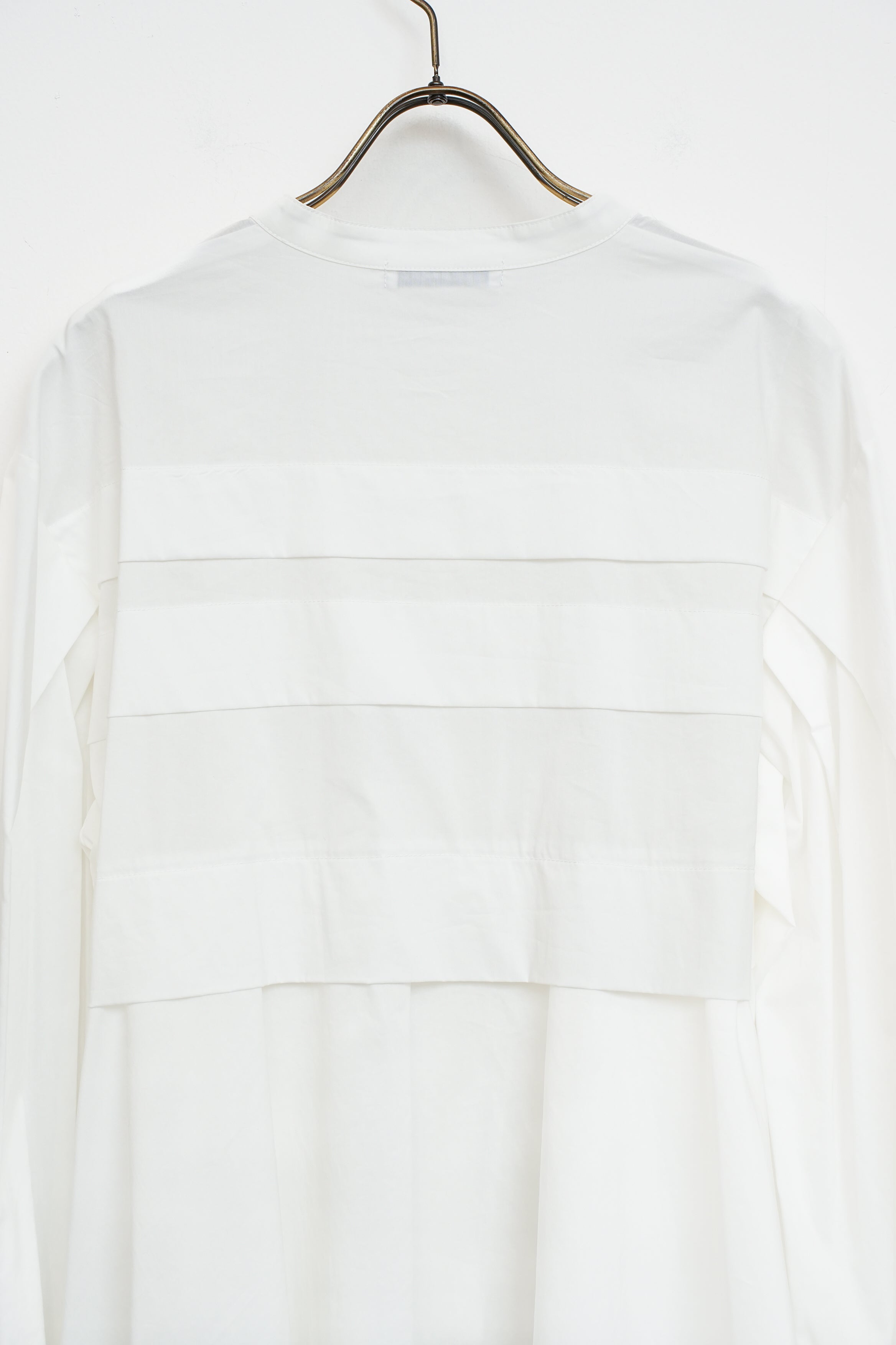 【CHIGNON】ピンタックフレア長袖ブラウス_251213002201