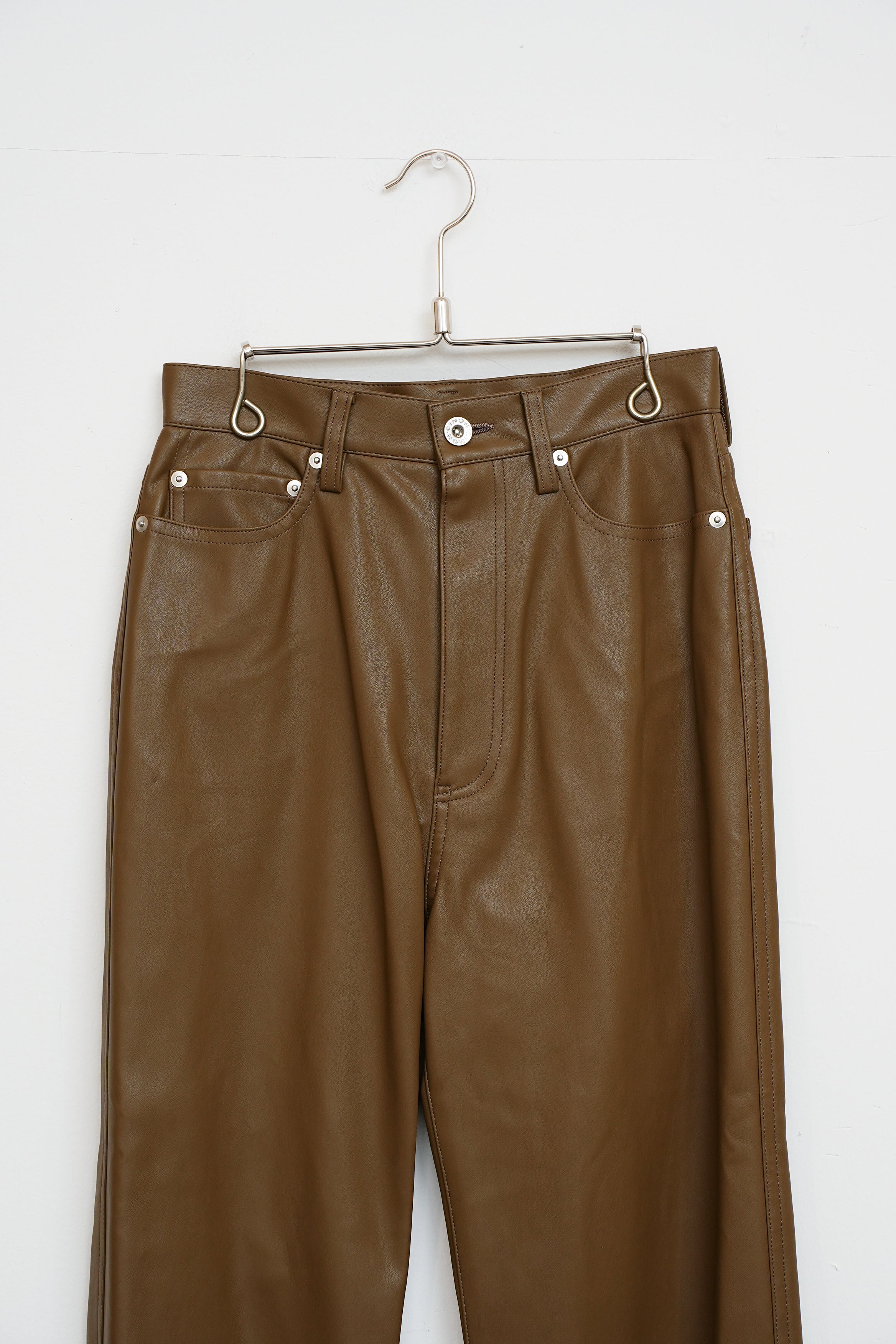 【CINOH】フェイクレザーパンツ_260216005041