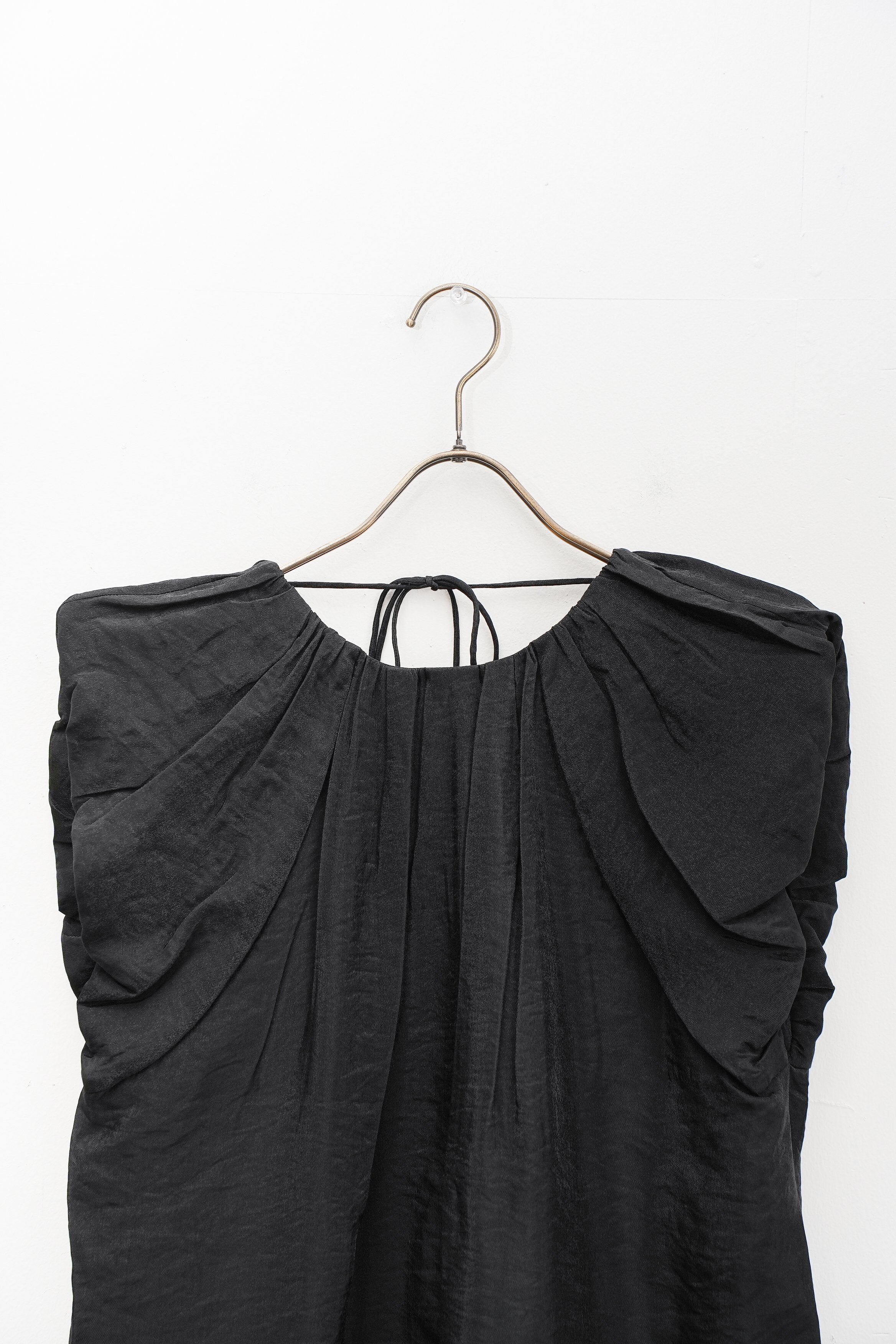 【MARILYN MOON】ビスコースサテンバルーンドレス_250811003768