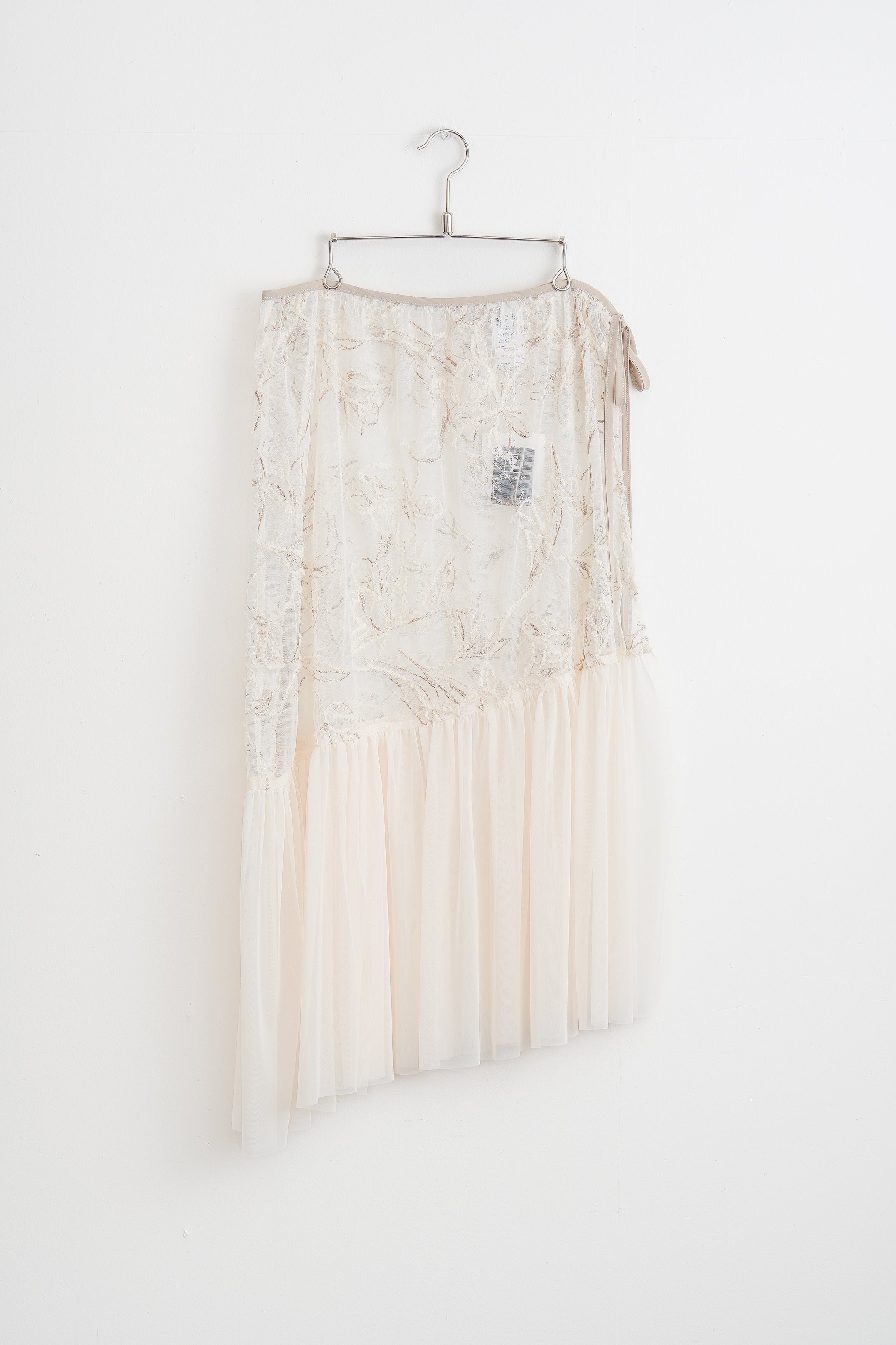 【CHIGNON】モール刺繍チュールオーバースカート_250607009887