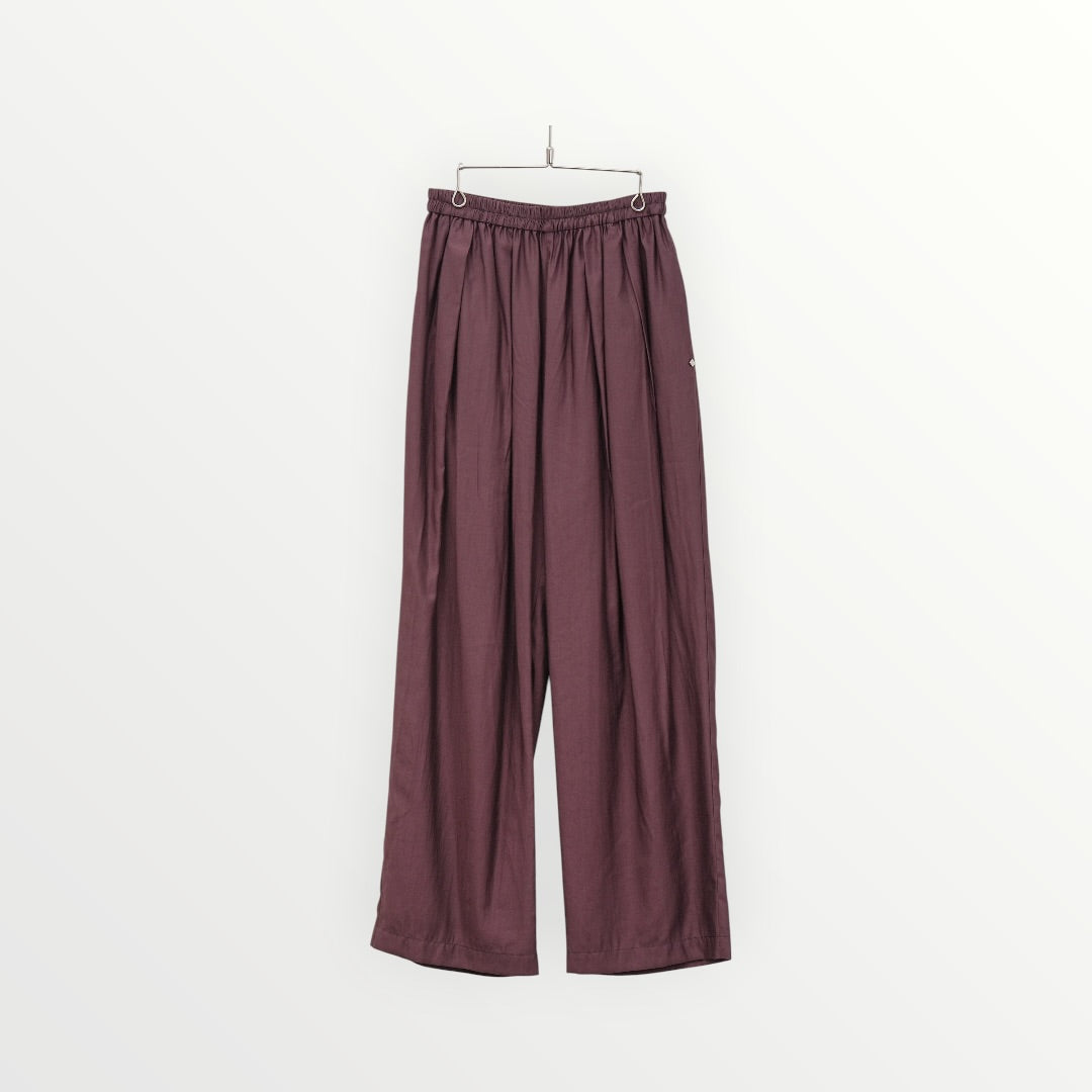 【CHIGNON】タックイージーパンツ_250405005661