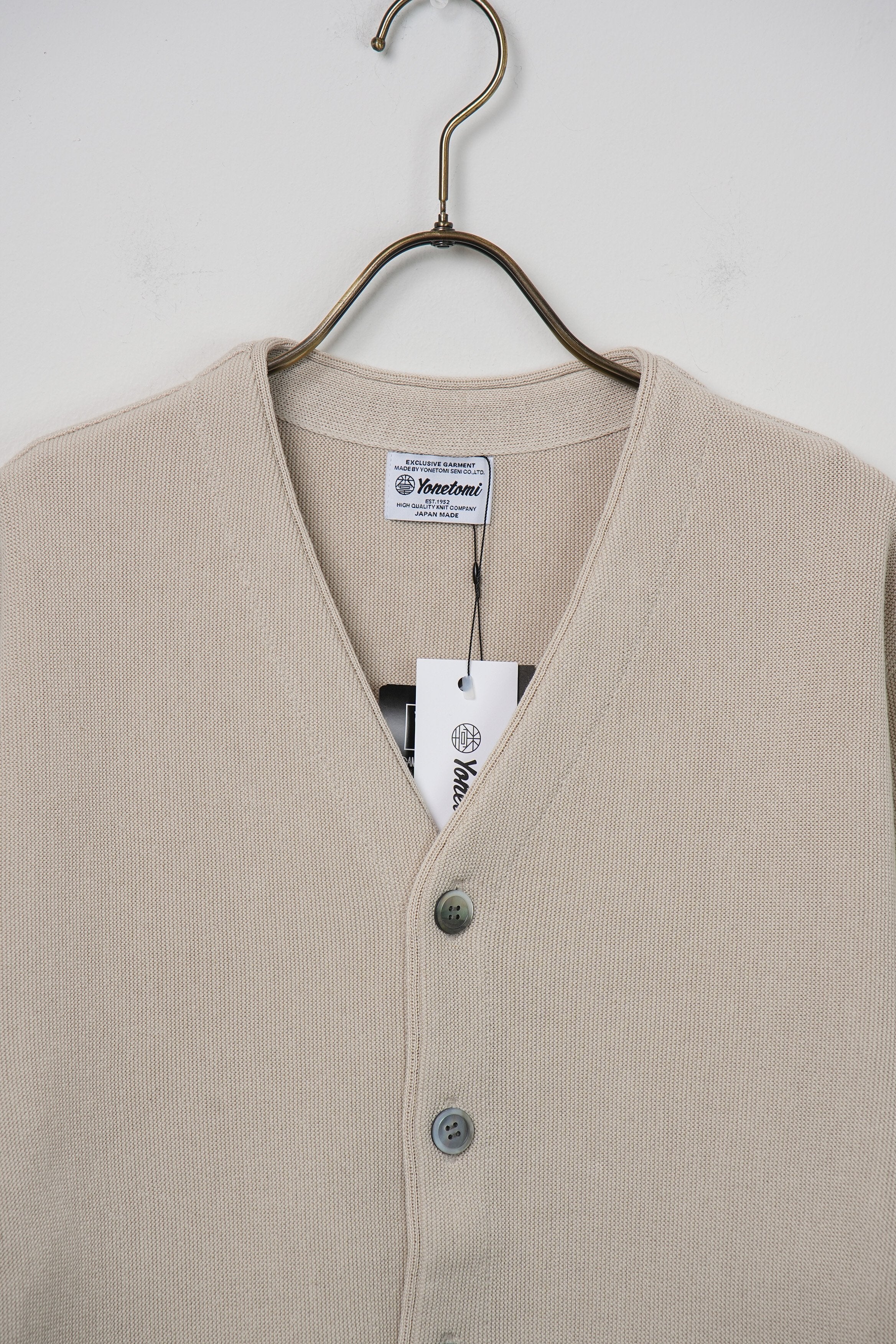 【Yonetomi〈unisex〉】GIMA COTTON KNIT C/D (V NECK)_250228003409