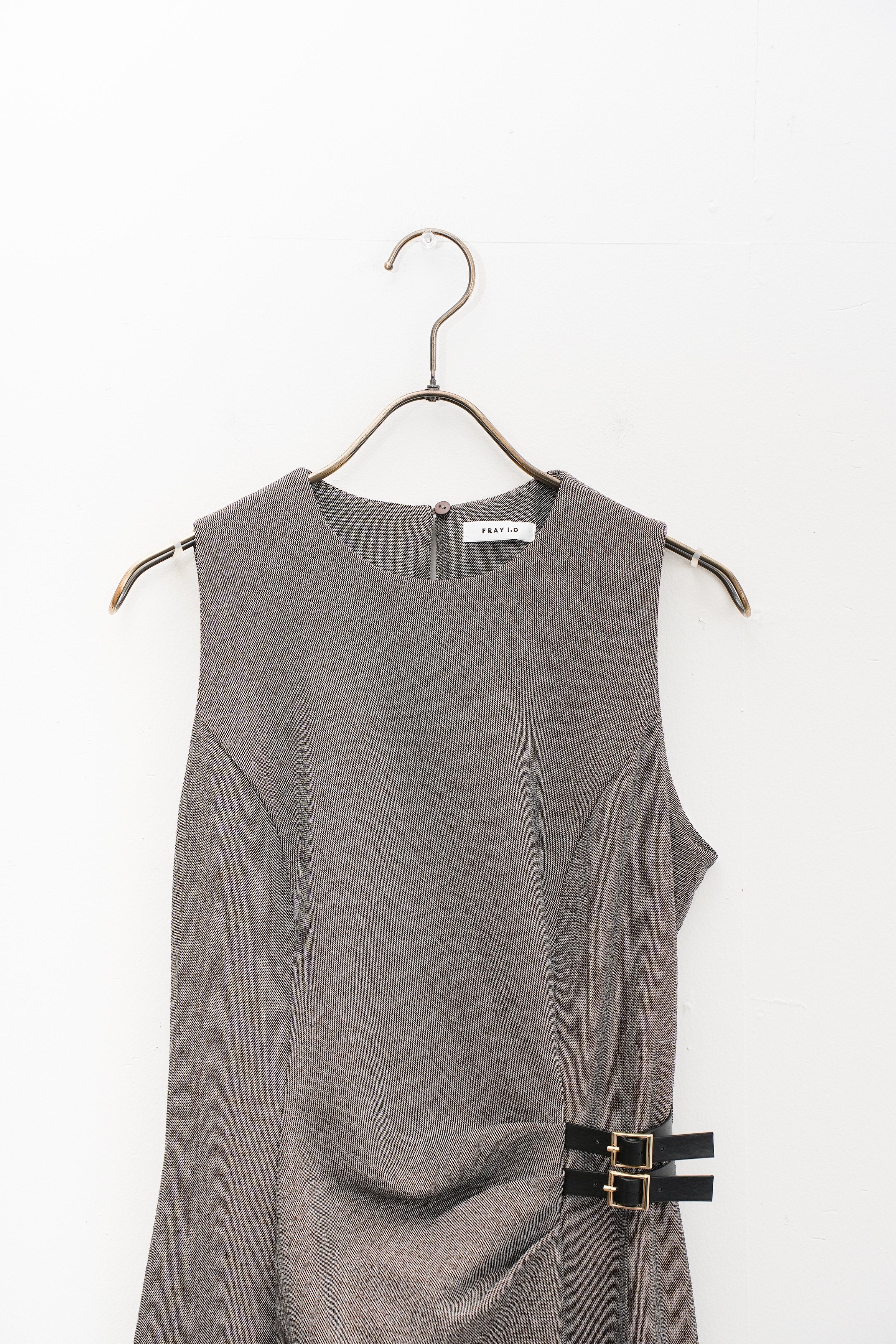 【FRAY I.D】アメスリカットアウトワンピース_250808003670