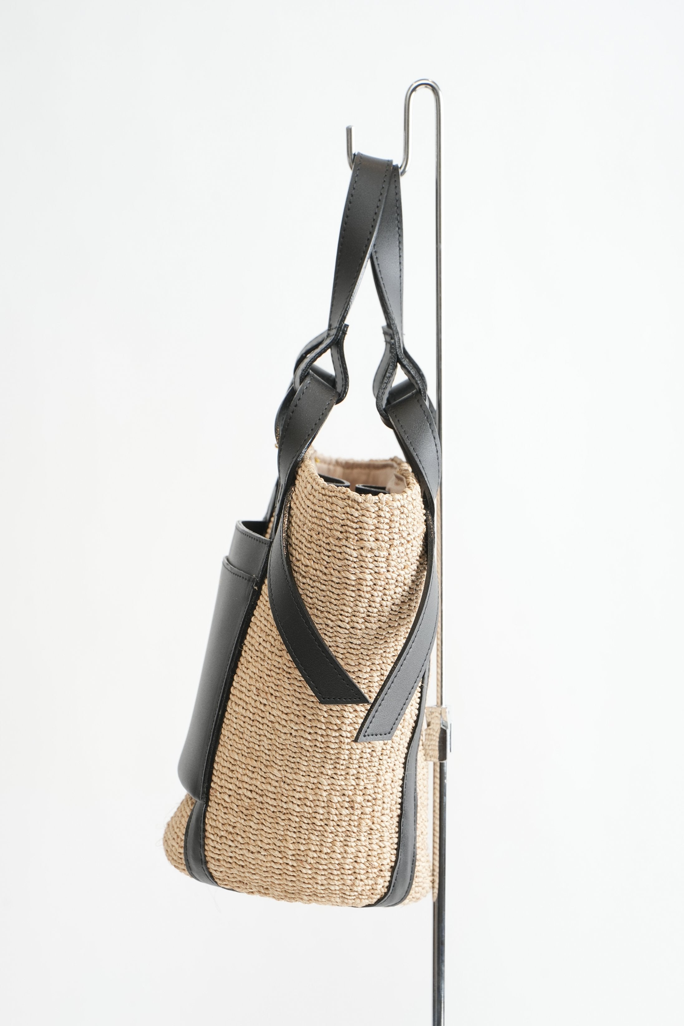 【VIOLAd'ORO】MIRO アバカ製 レザーポケットトート_23931701