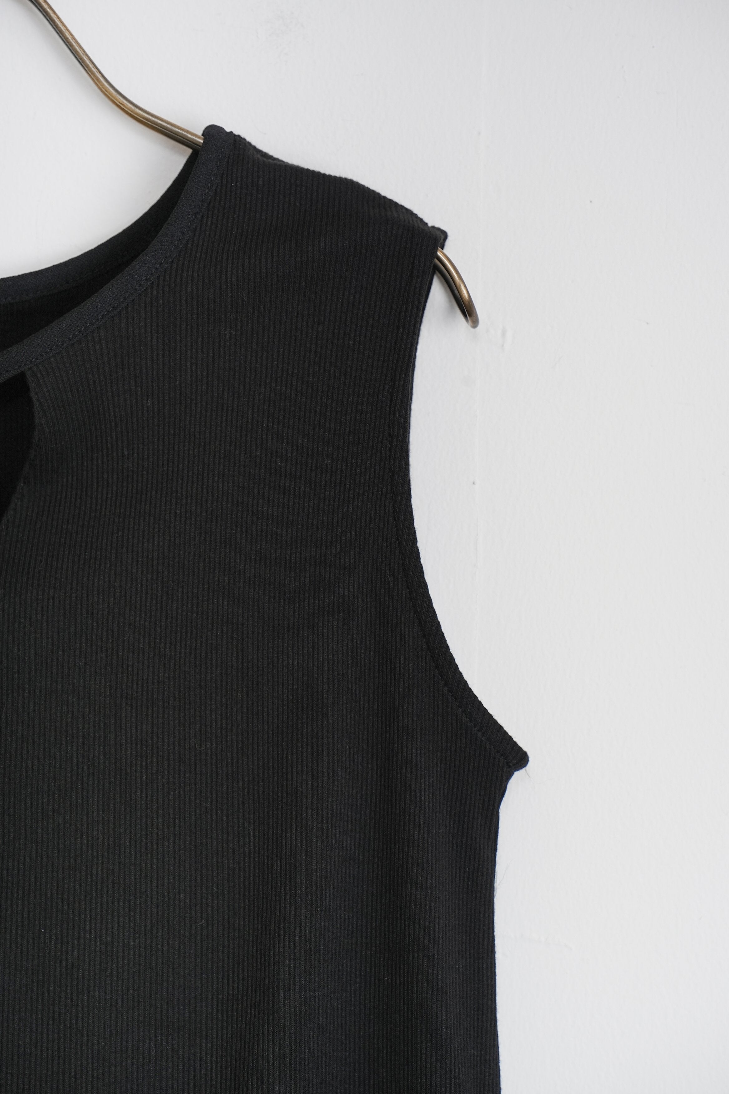 【CHIGNON】チョーカーリブTOPS_250314004446