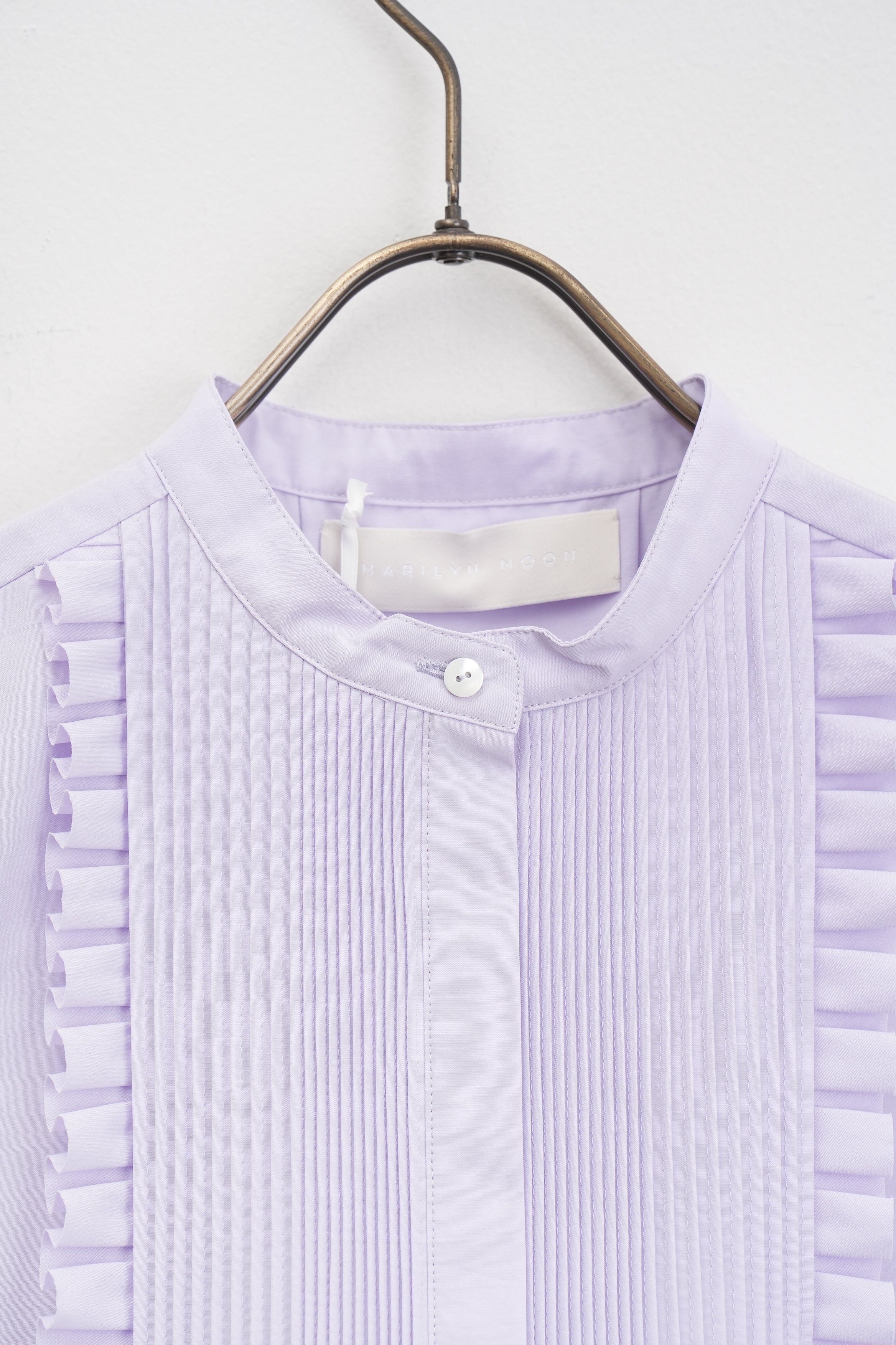 【MARILYN MOON】タックフリルフレアハーフスリーブシャツ_250328005237