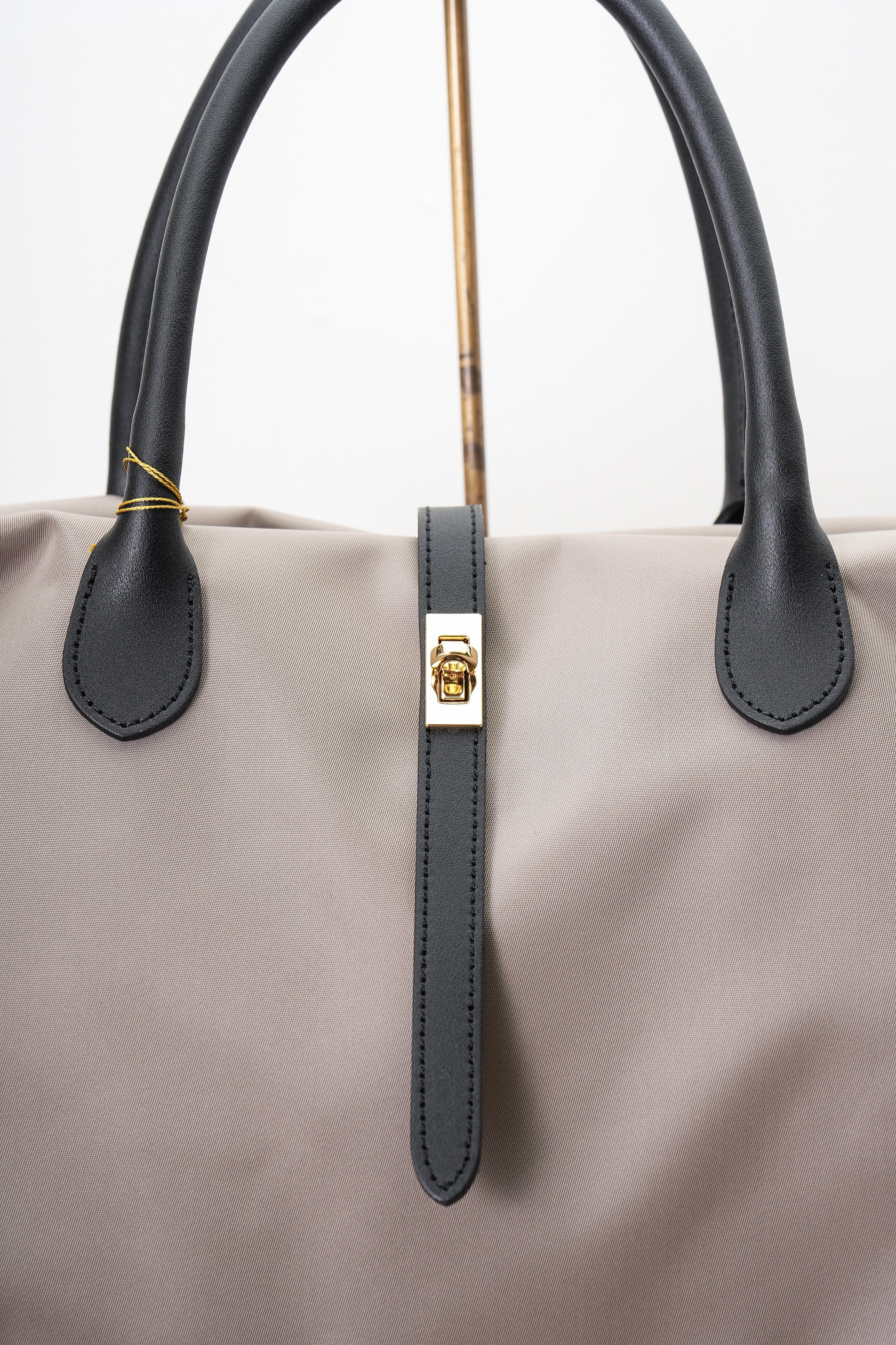 【VIOLAd'ORO】ターンロック付きナイロントートバッグ_250614000193