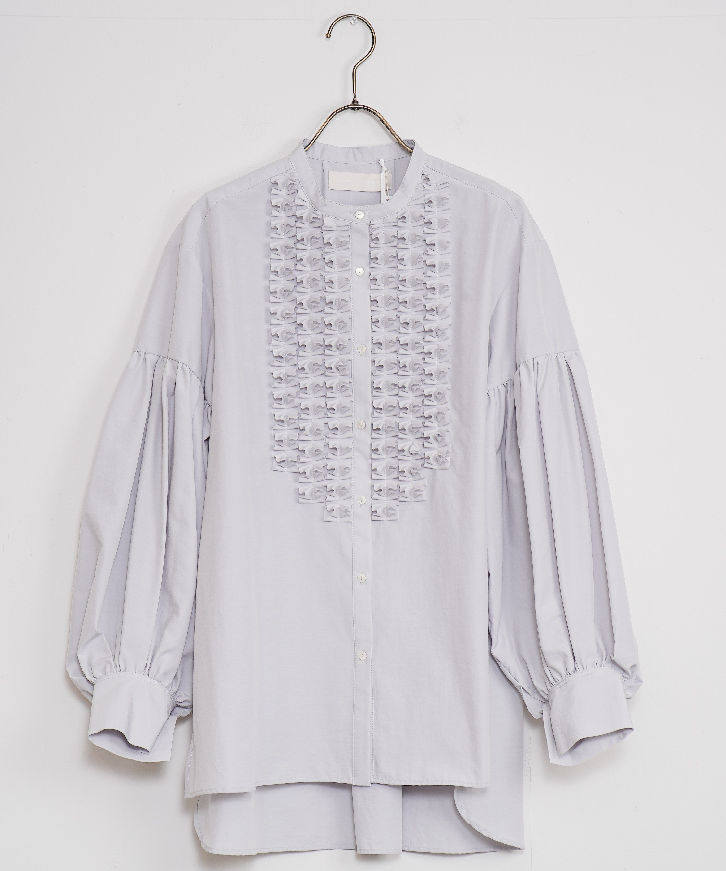 【MARILYN MOON】モダンタックフリルワッシャーブラウス_241005004706